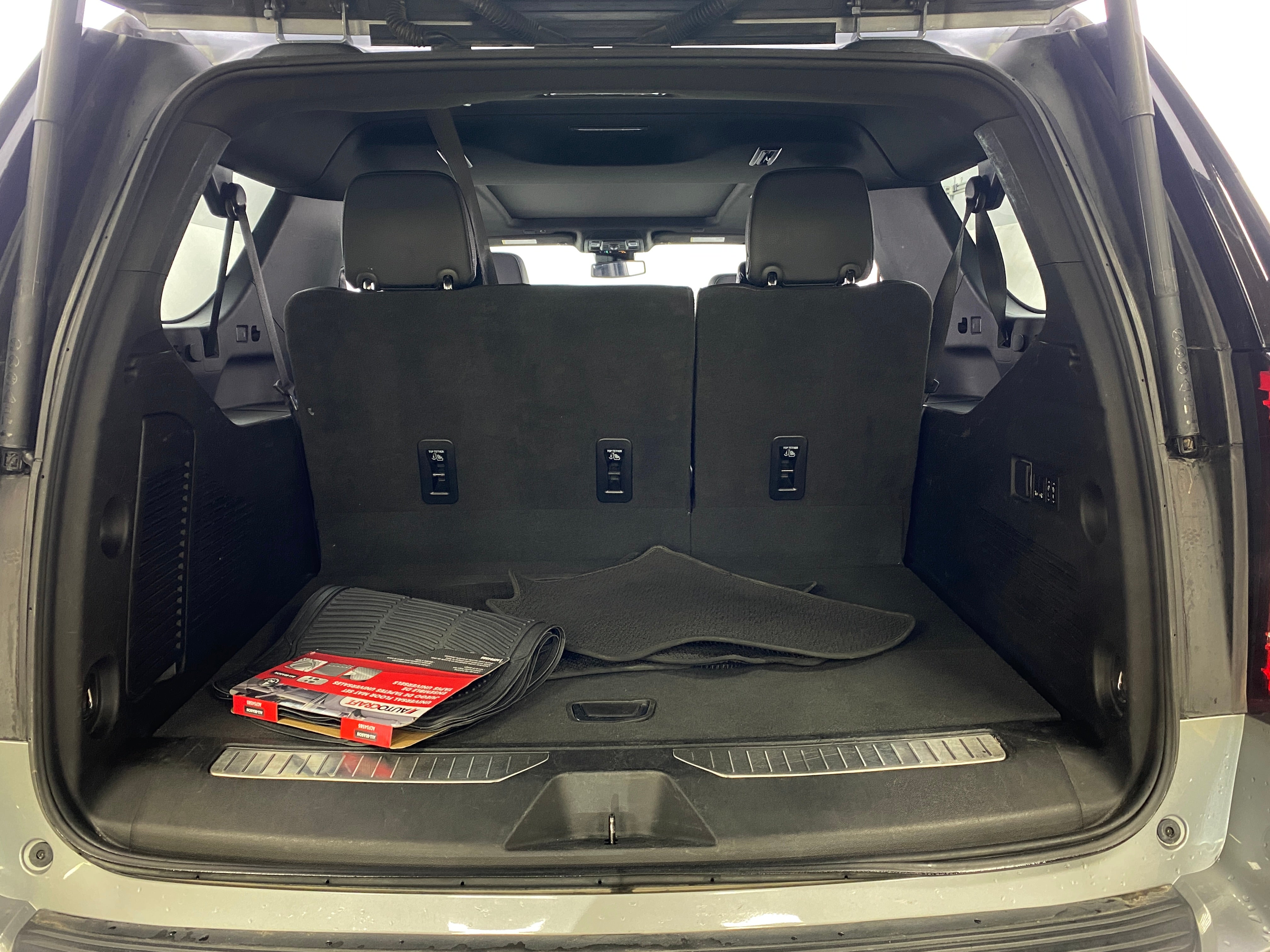 2023 GMC Yukon XL Denali 6