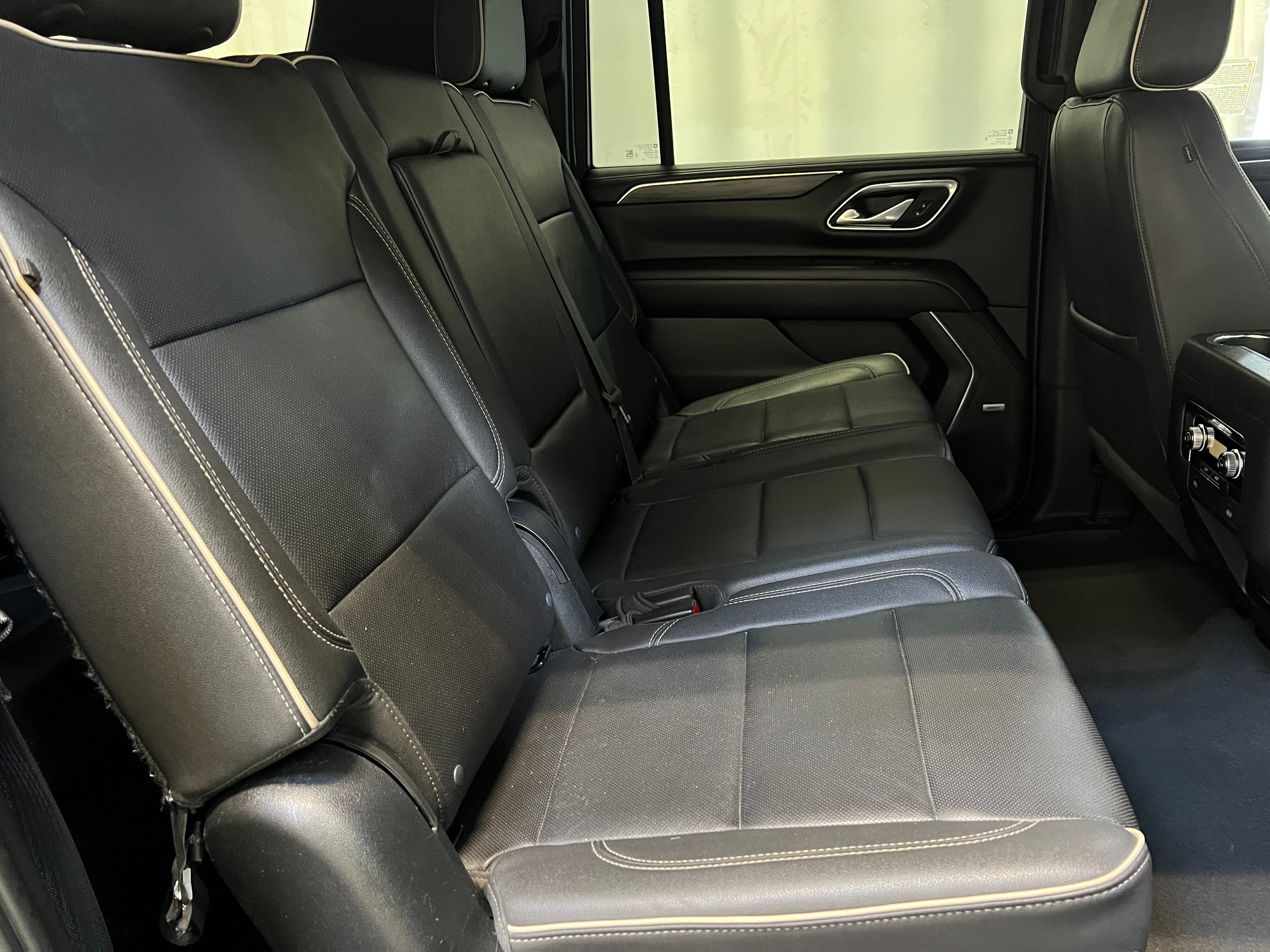 2023 GMC Yukon XL SLT 5