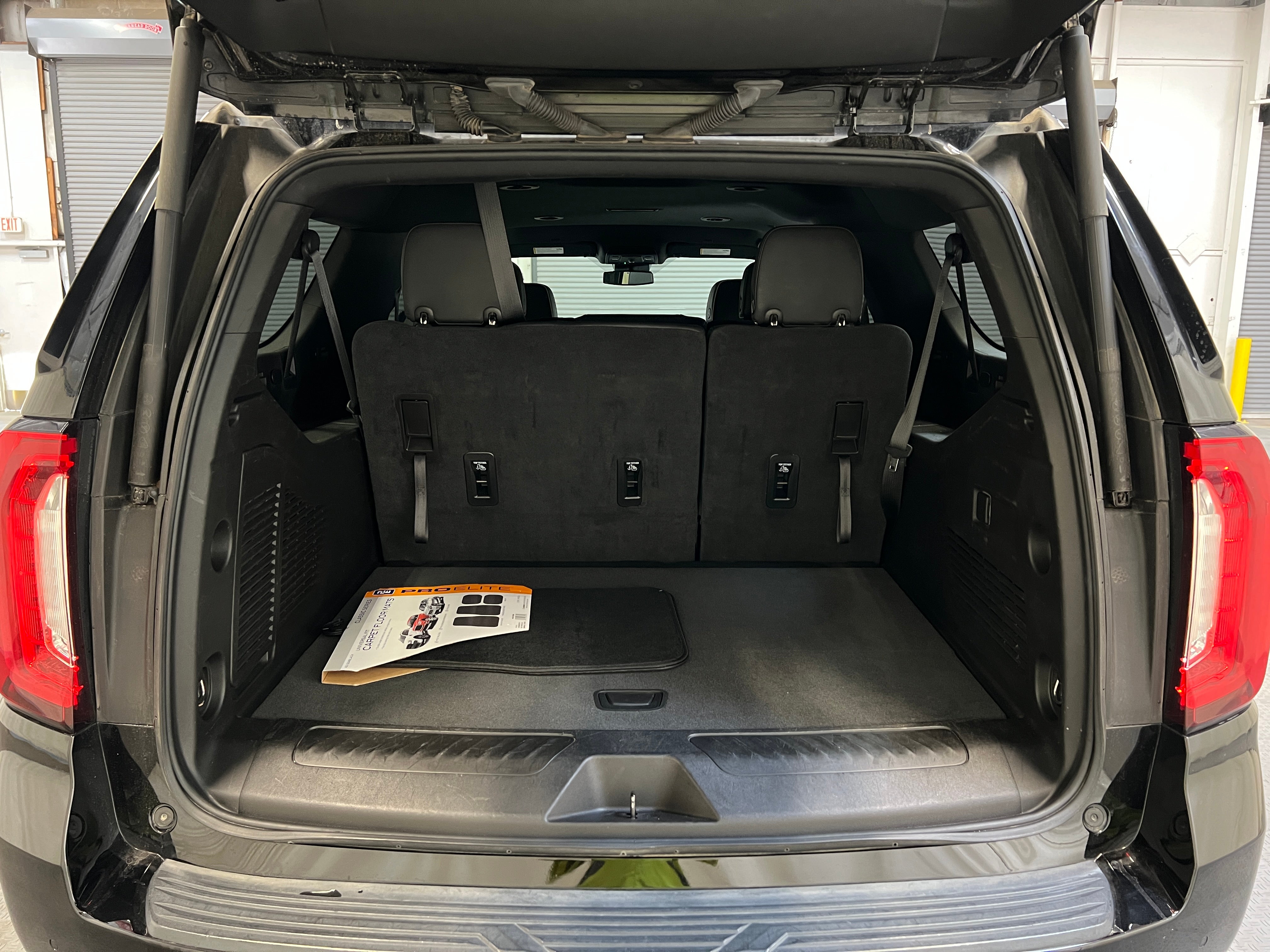 2023 GMC Yukon XL SLT 6
