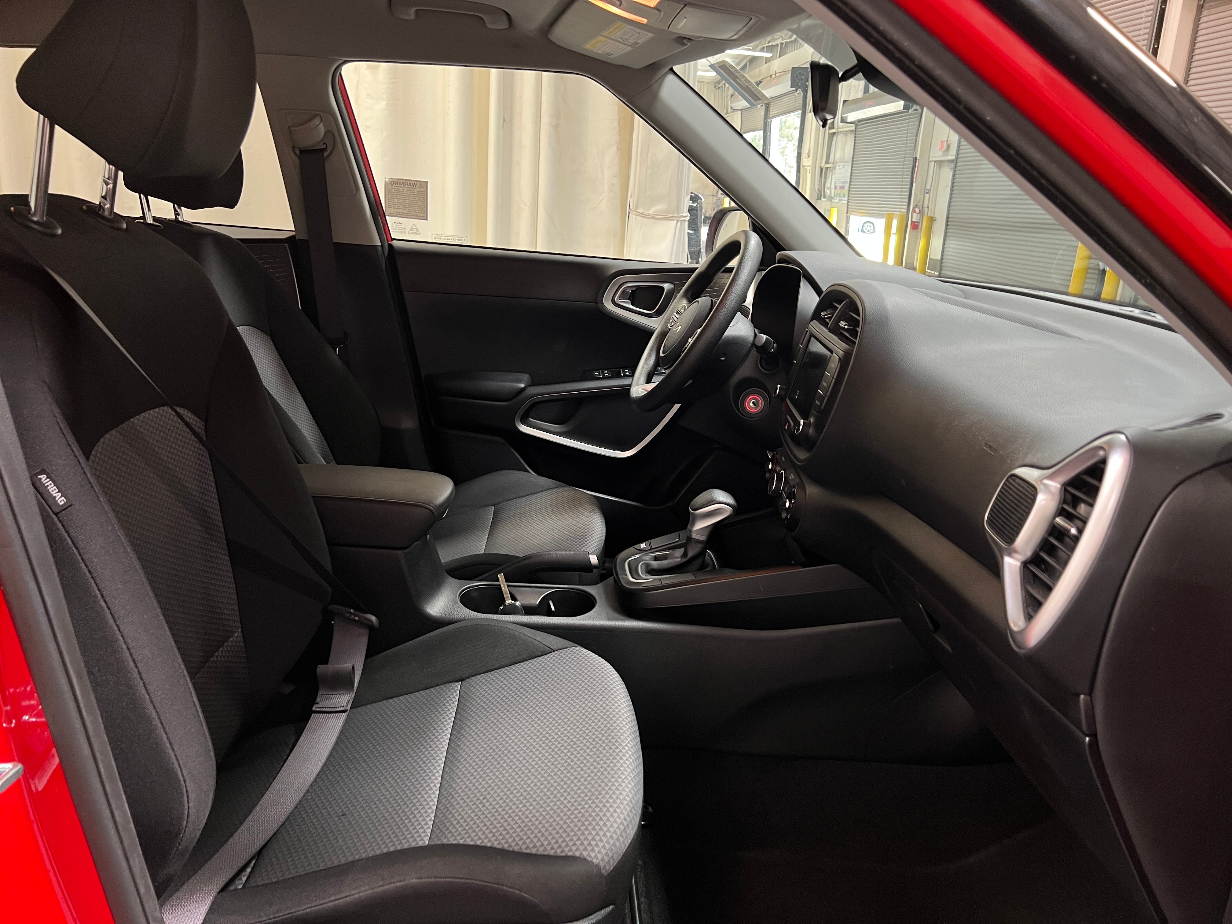 2024 Kia Soul LX 2