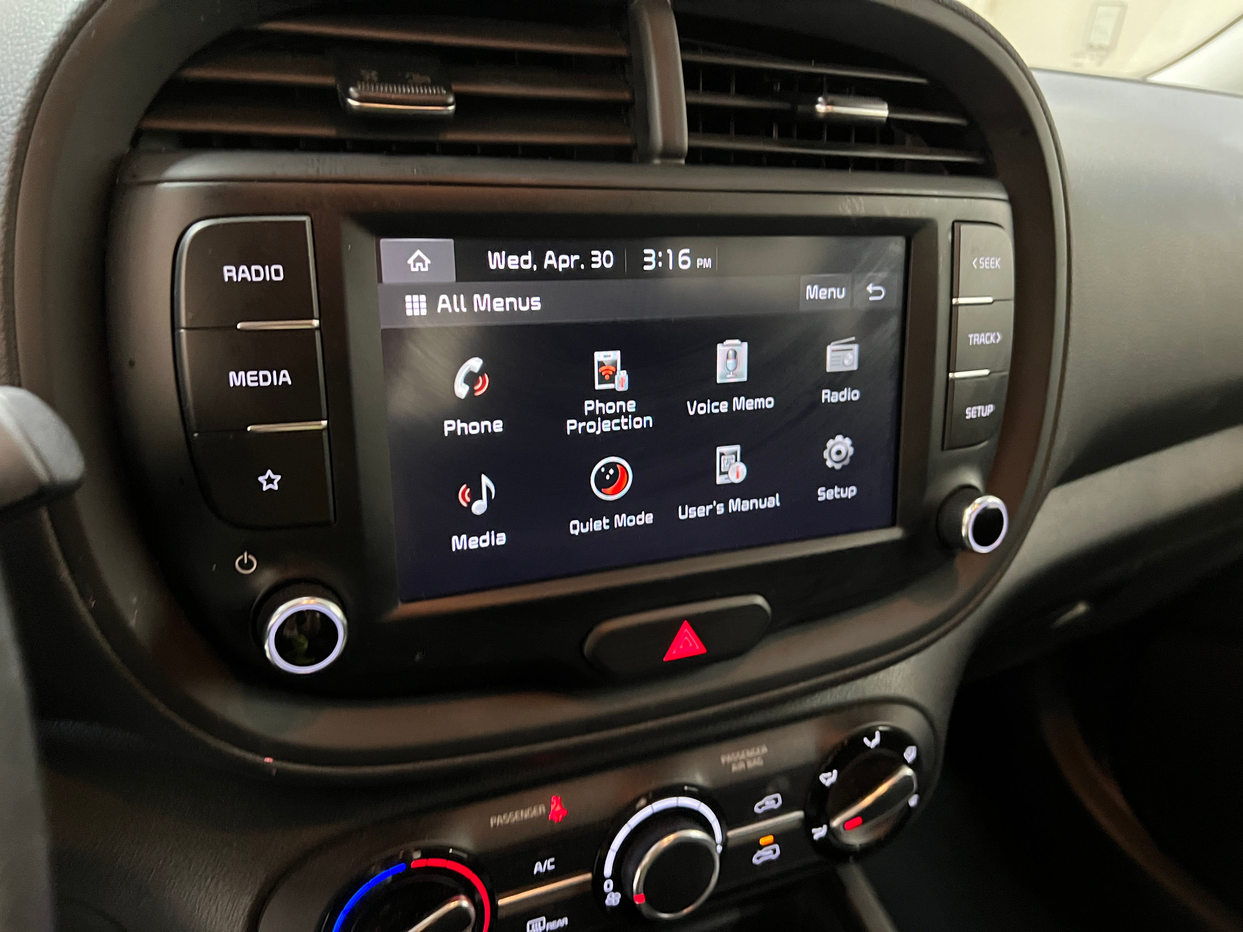 2024 Kia Soul LX 4