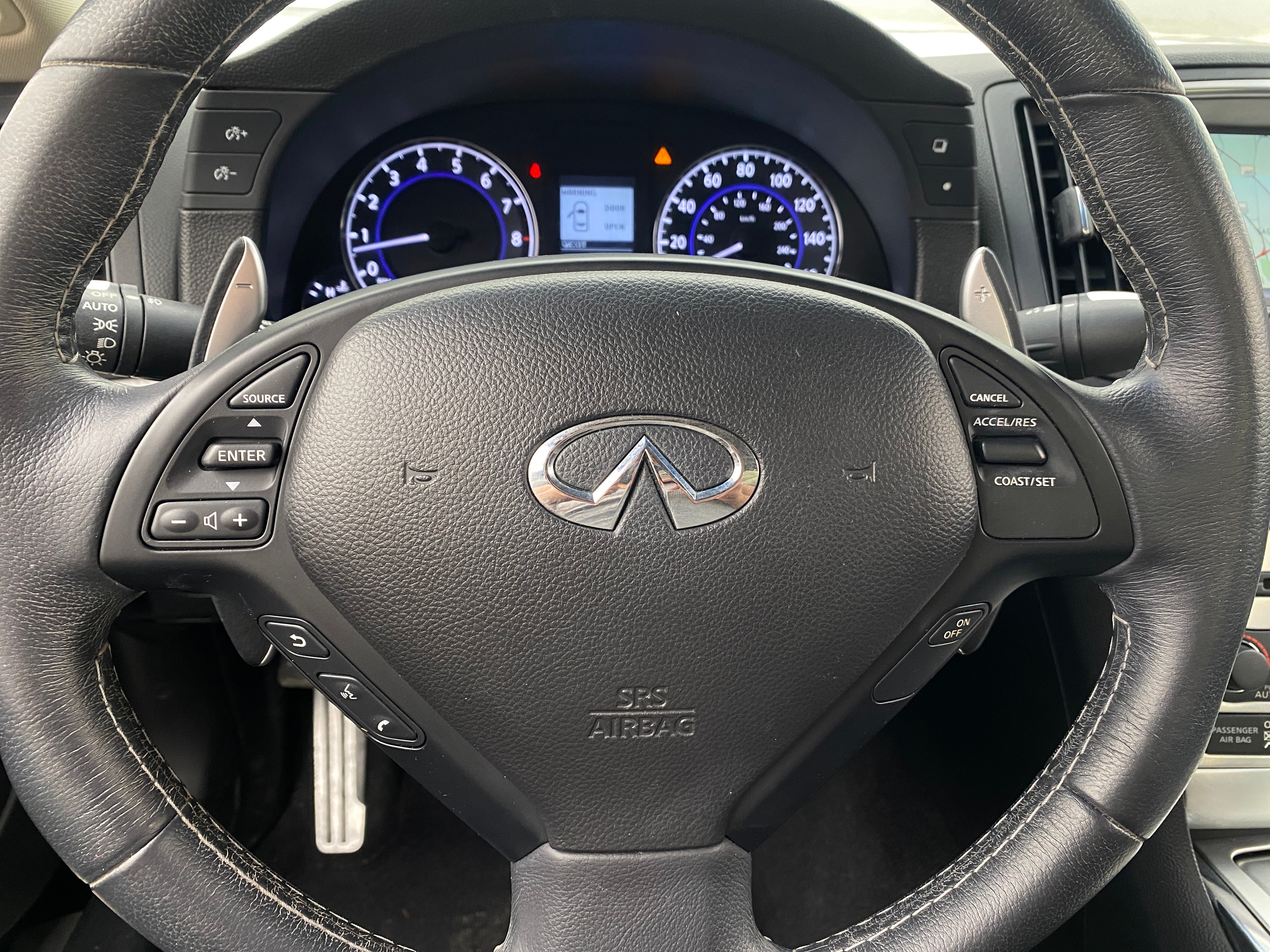 2015 INFINITI Q60 Journey 4