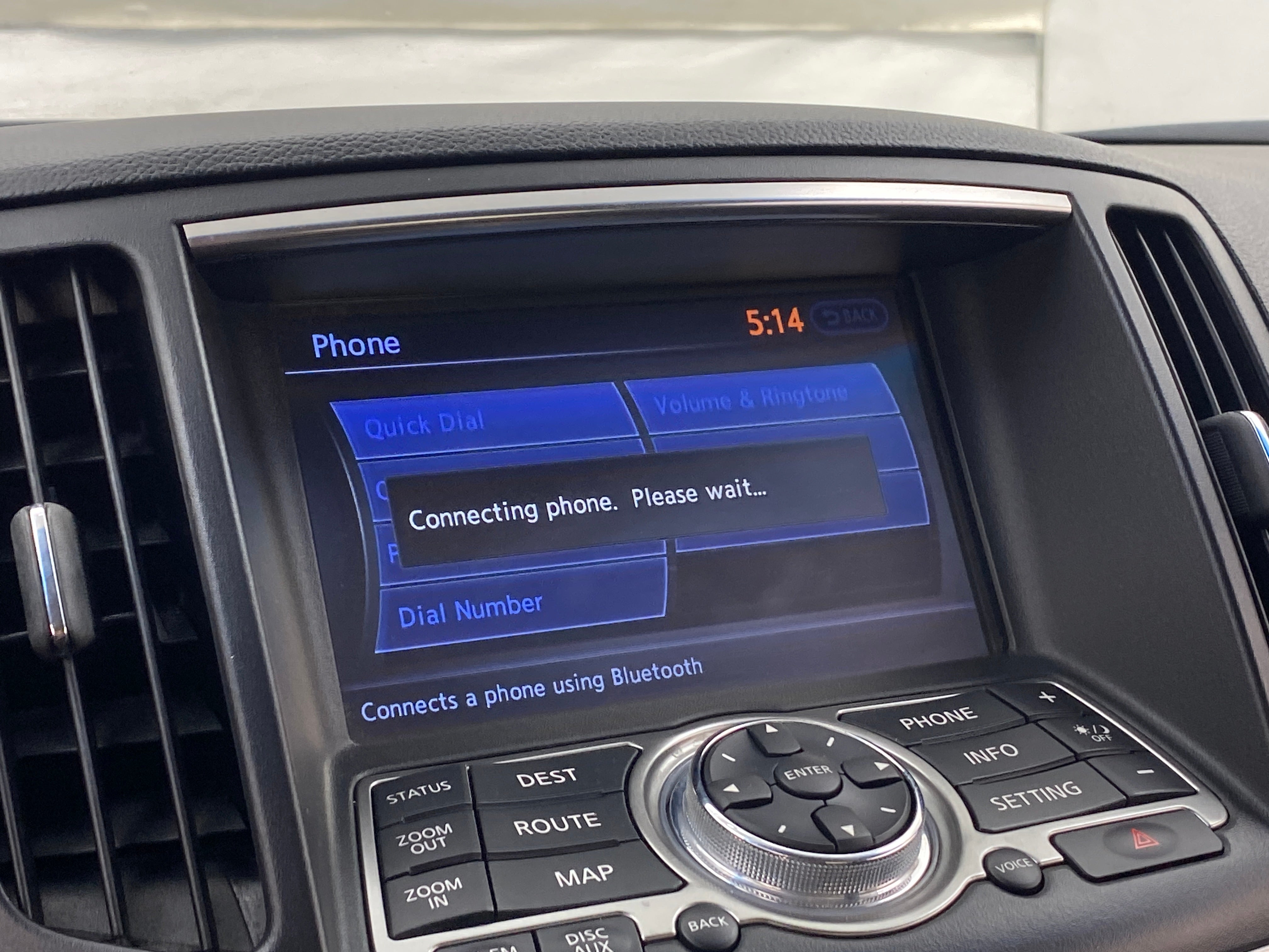 2015 INFINITI Q60 Journey 3