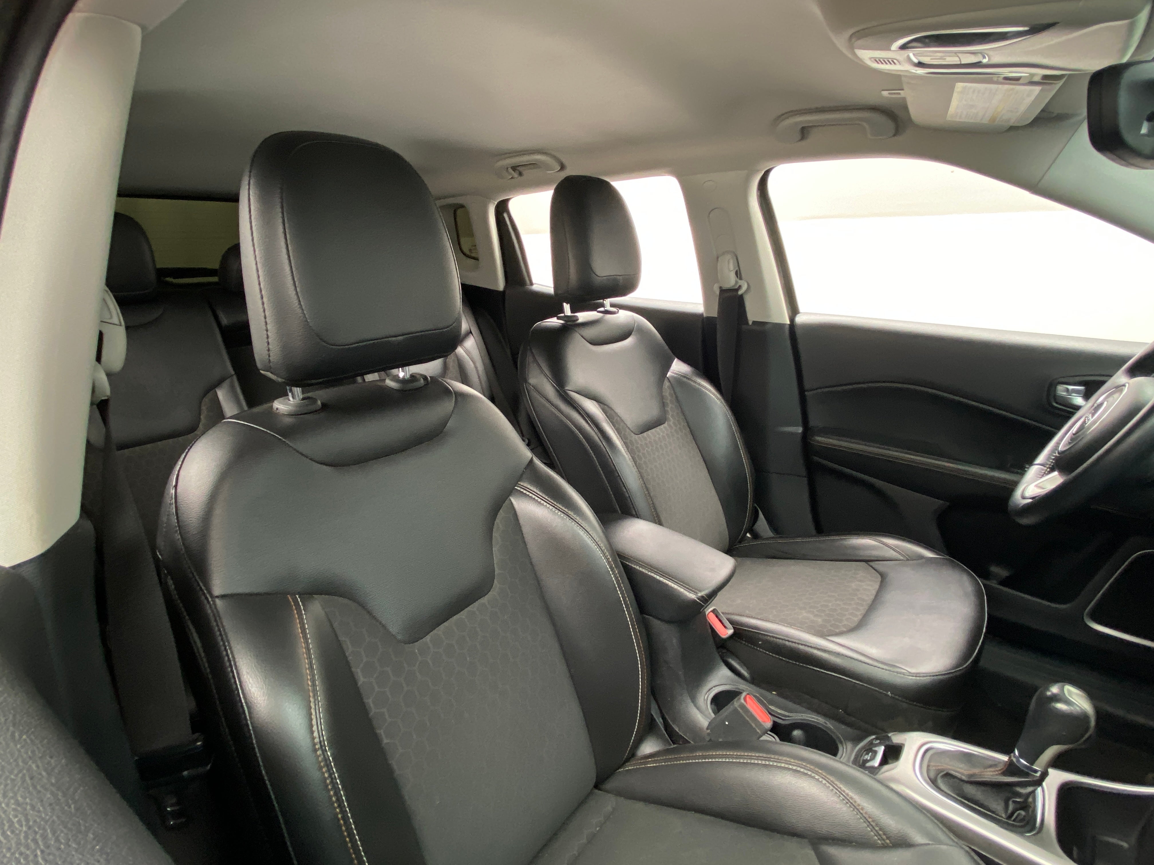 2018 Jeep Compass Latitude 2