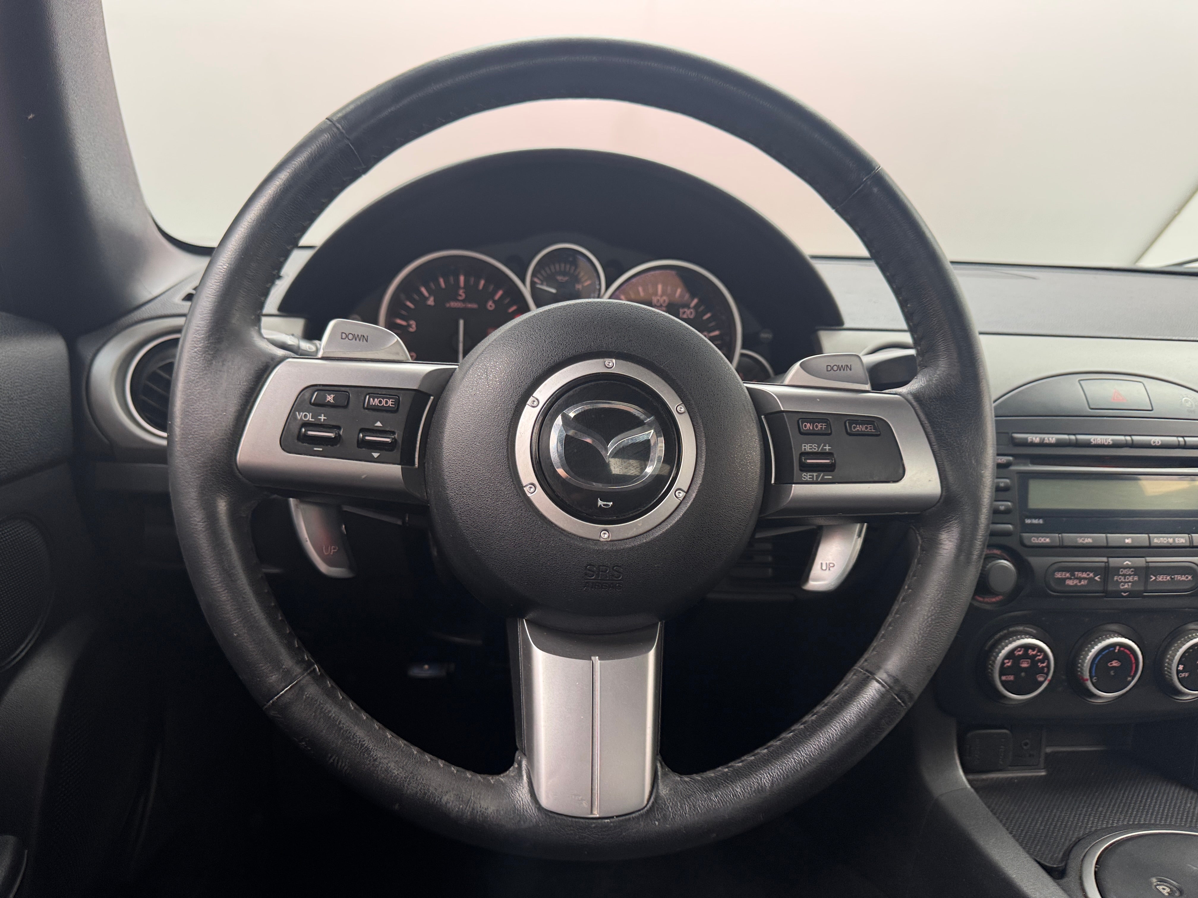 2011 Mazda MX-5 Miata Sport 5