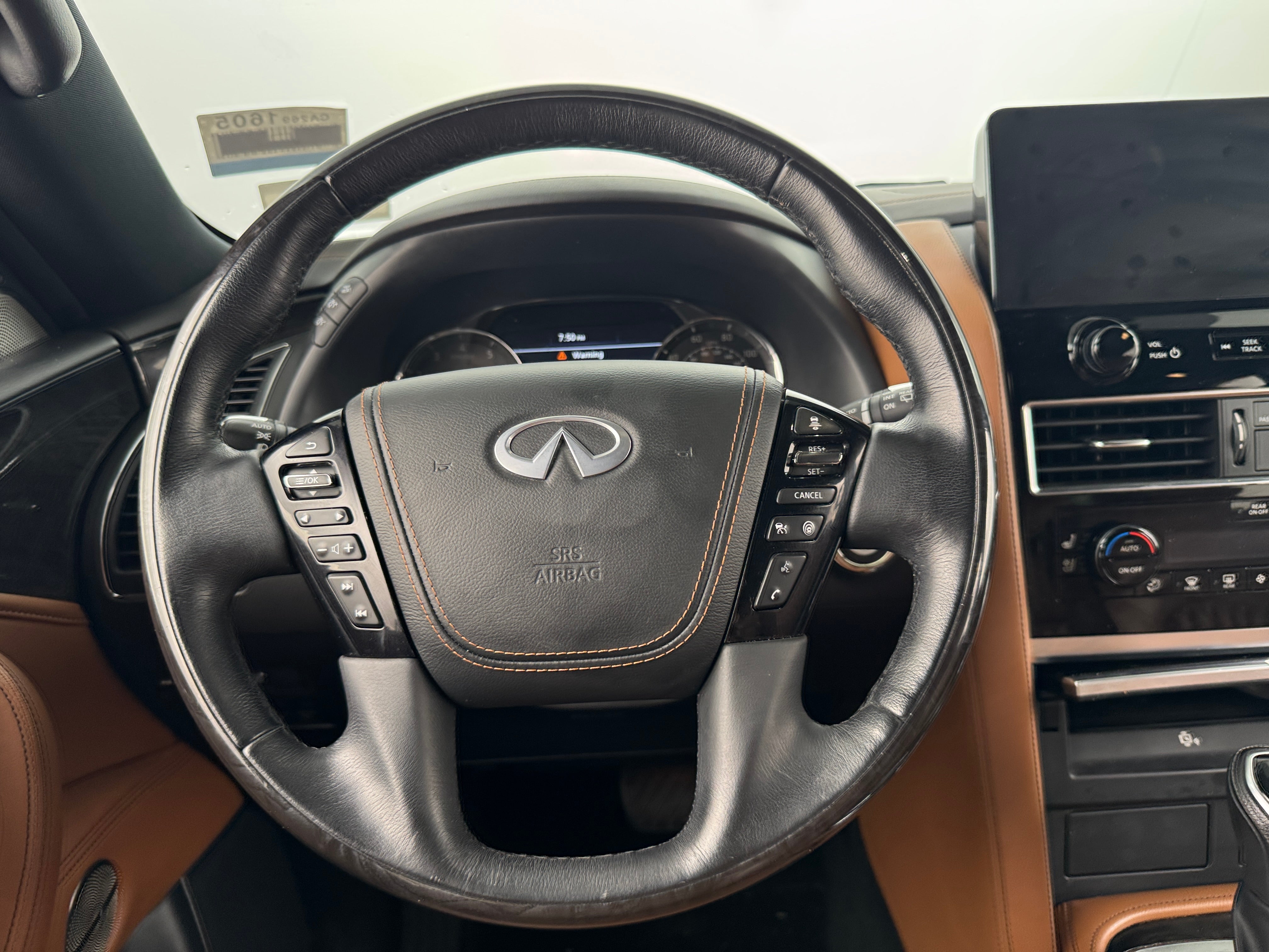 2022 INFINITI QX80 Sensory 4