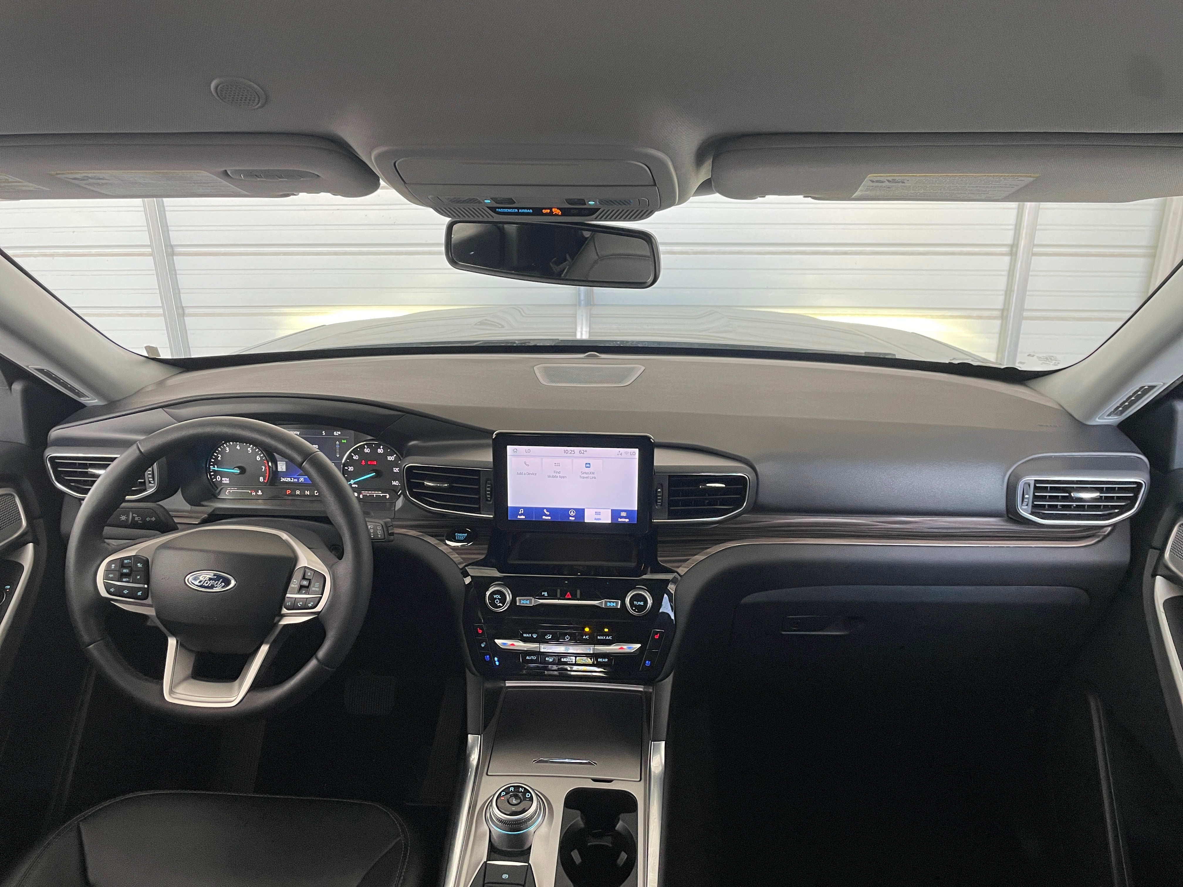 2024 Ford Explorer Limited 3
