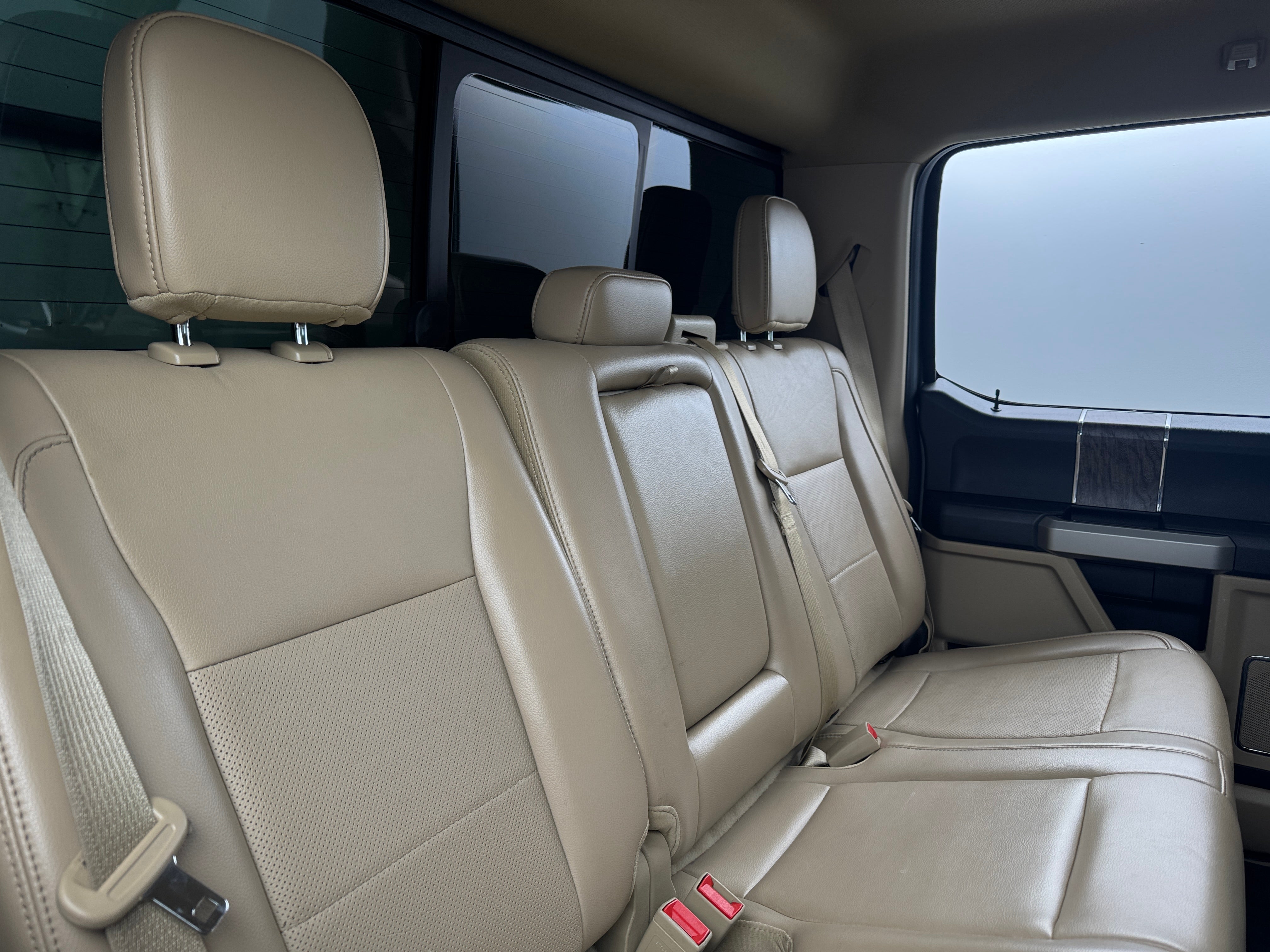 2019 Ford Econoline E-350 5