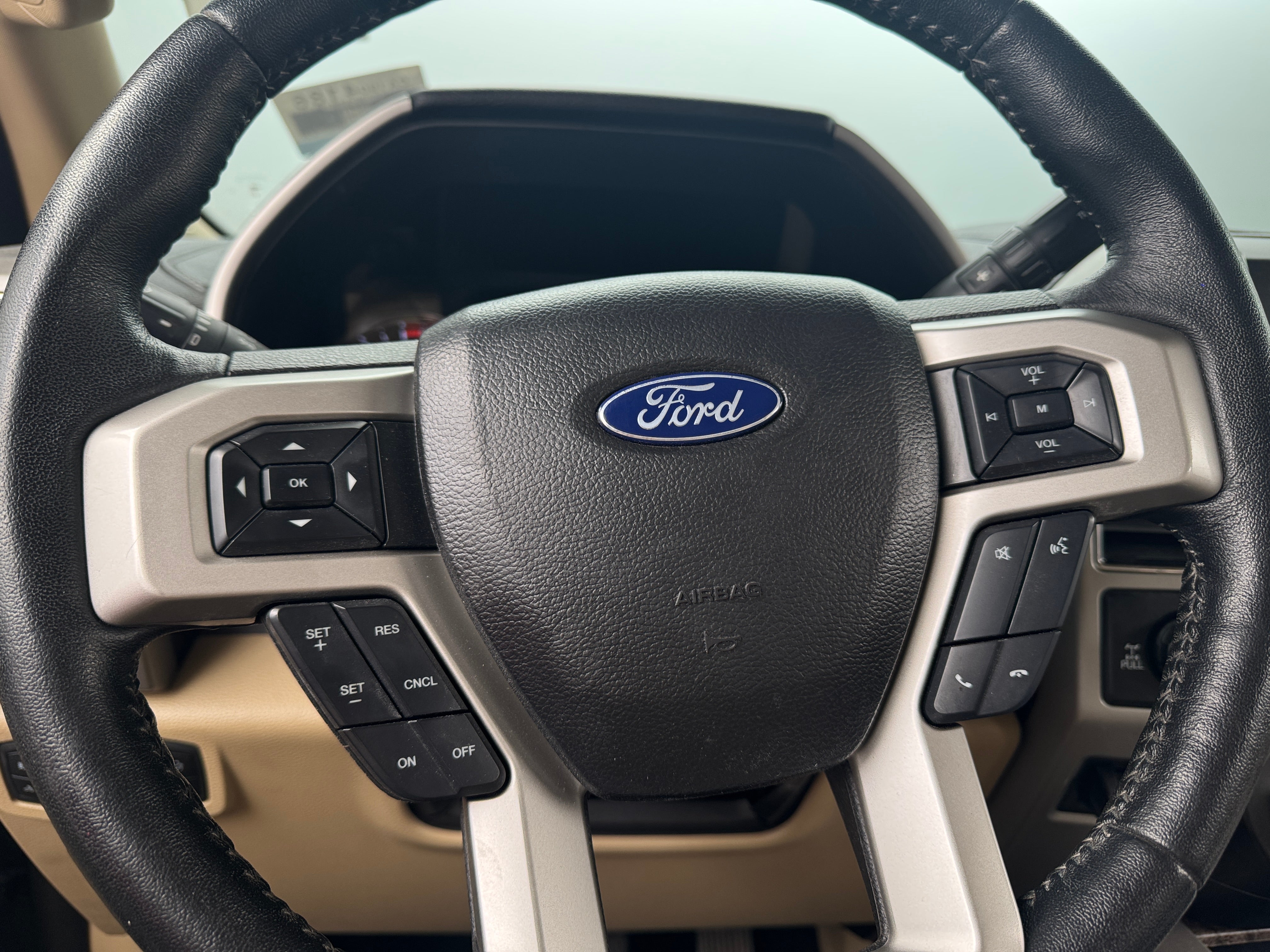 2019 Ford Econoline E-350 4