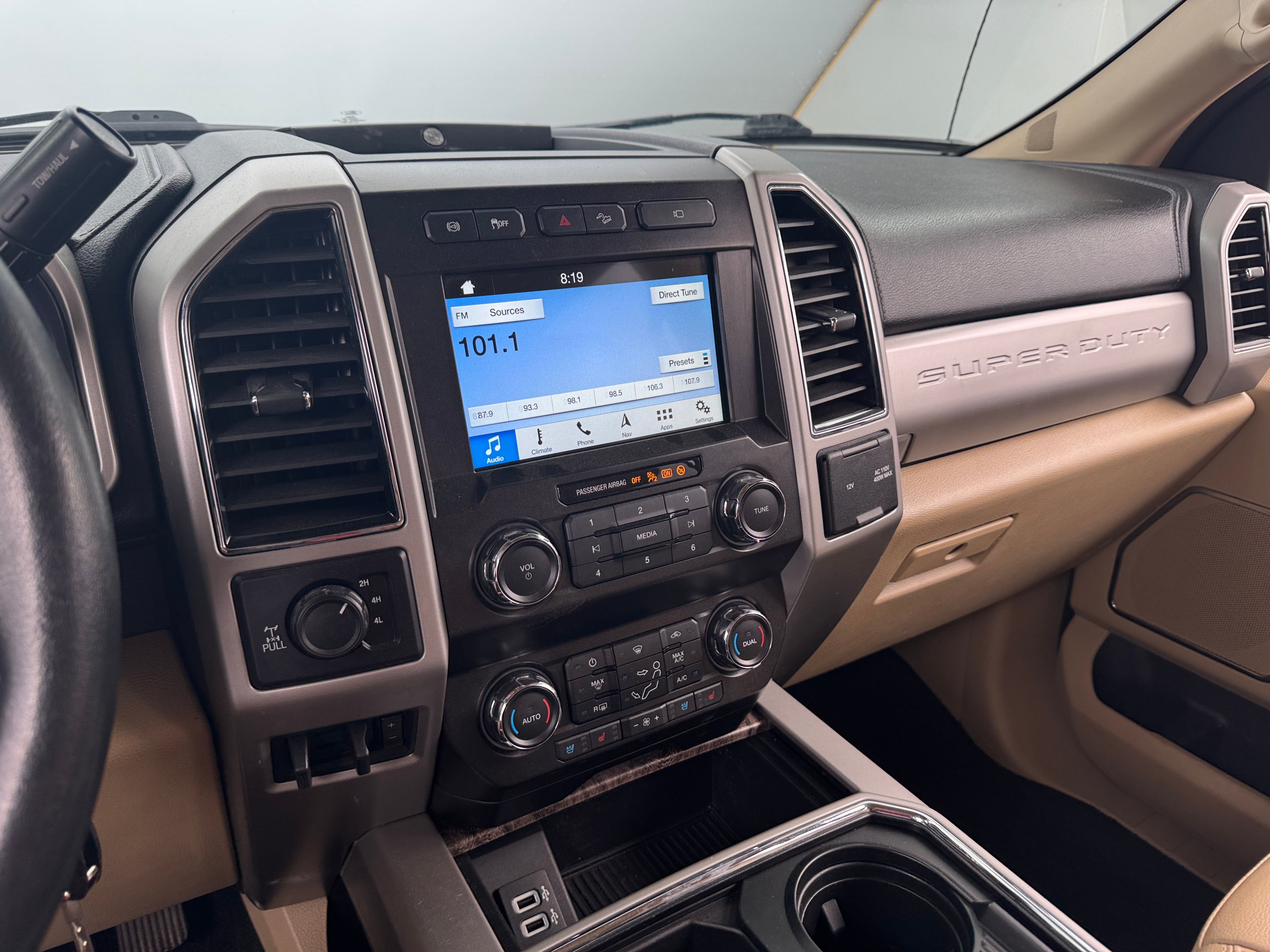 2019 Ford Econoline E-350 3