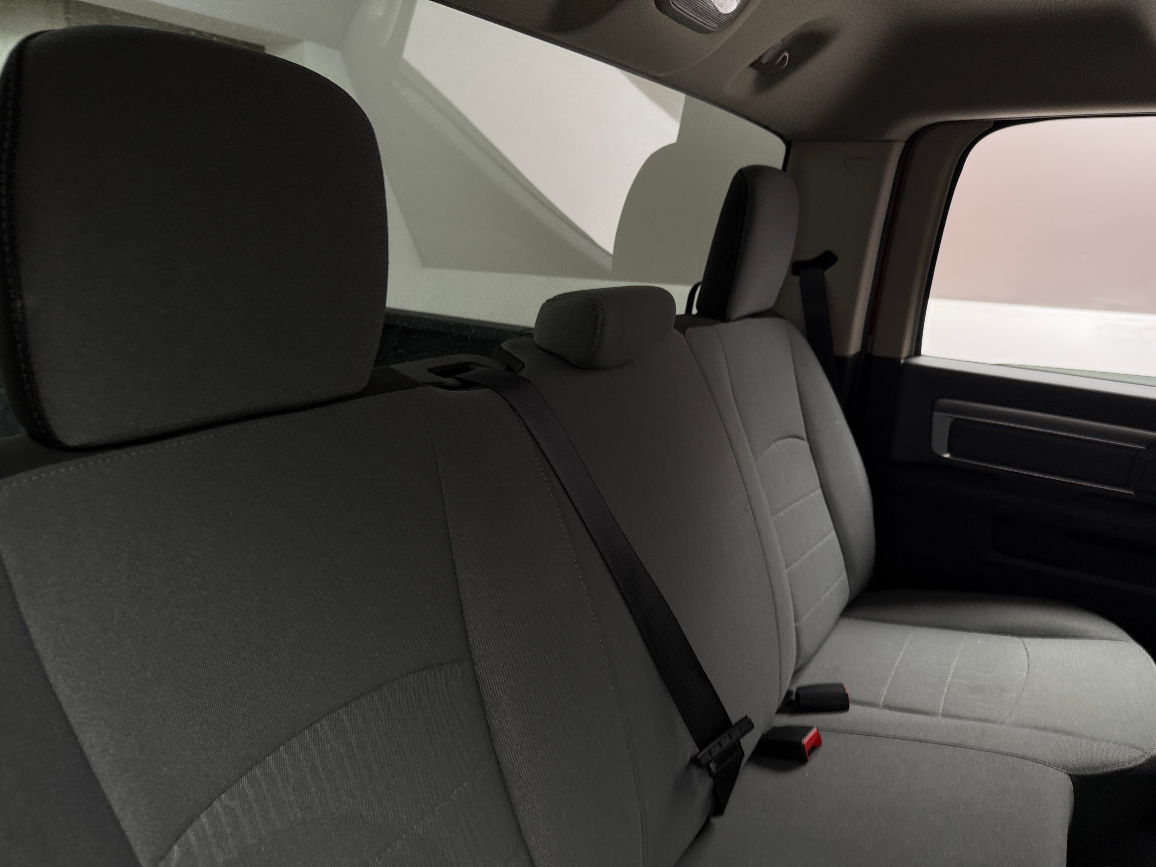 2022 RAM 1500 Classic SLT 6