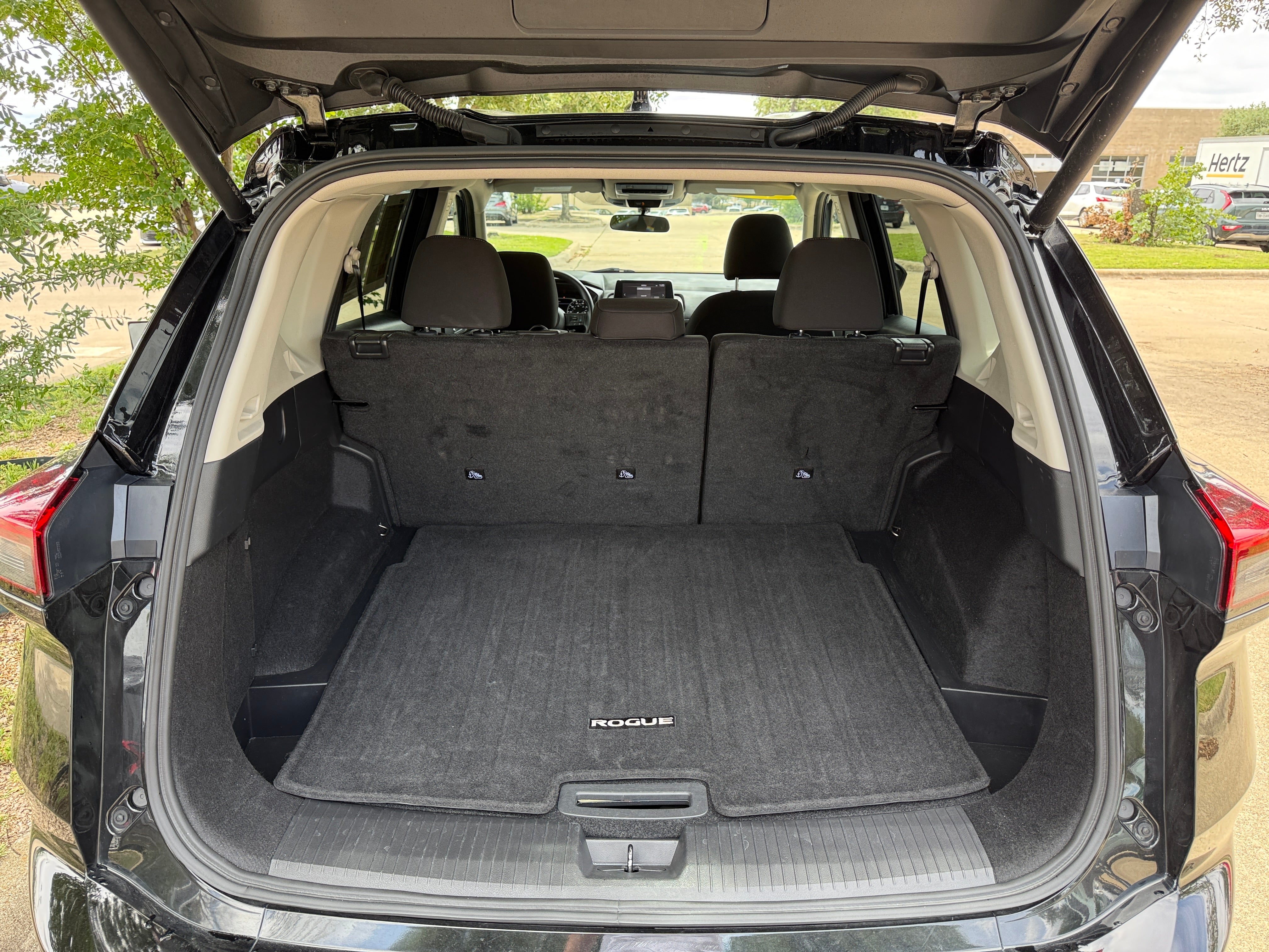 2024 Nissan Rogue SV 6