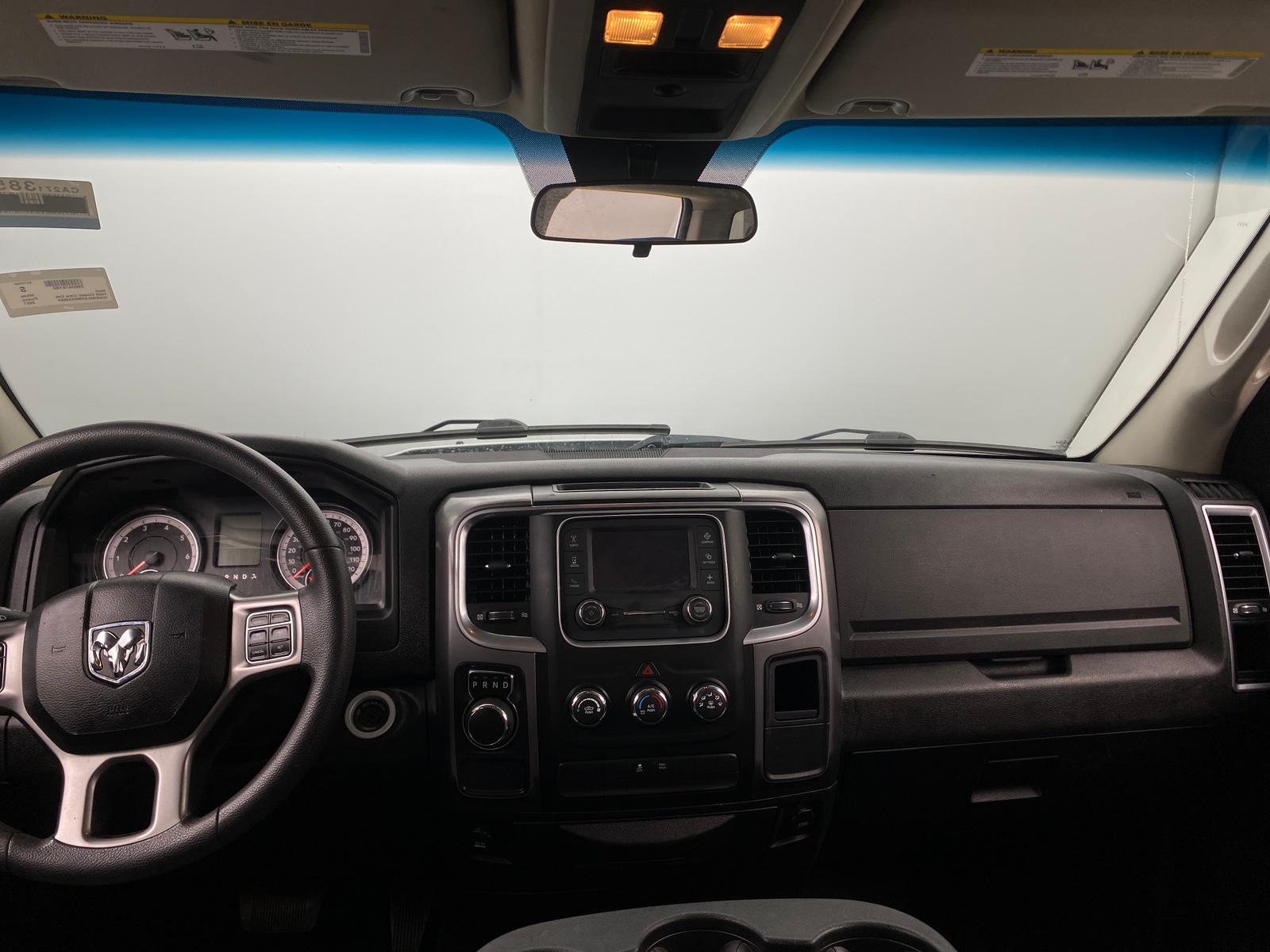 Thumbnail: 2021 RAM 1500 Classic - 3