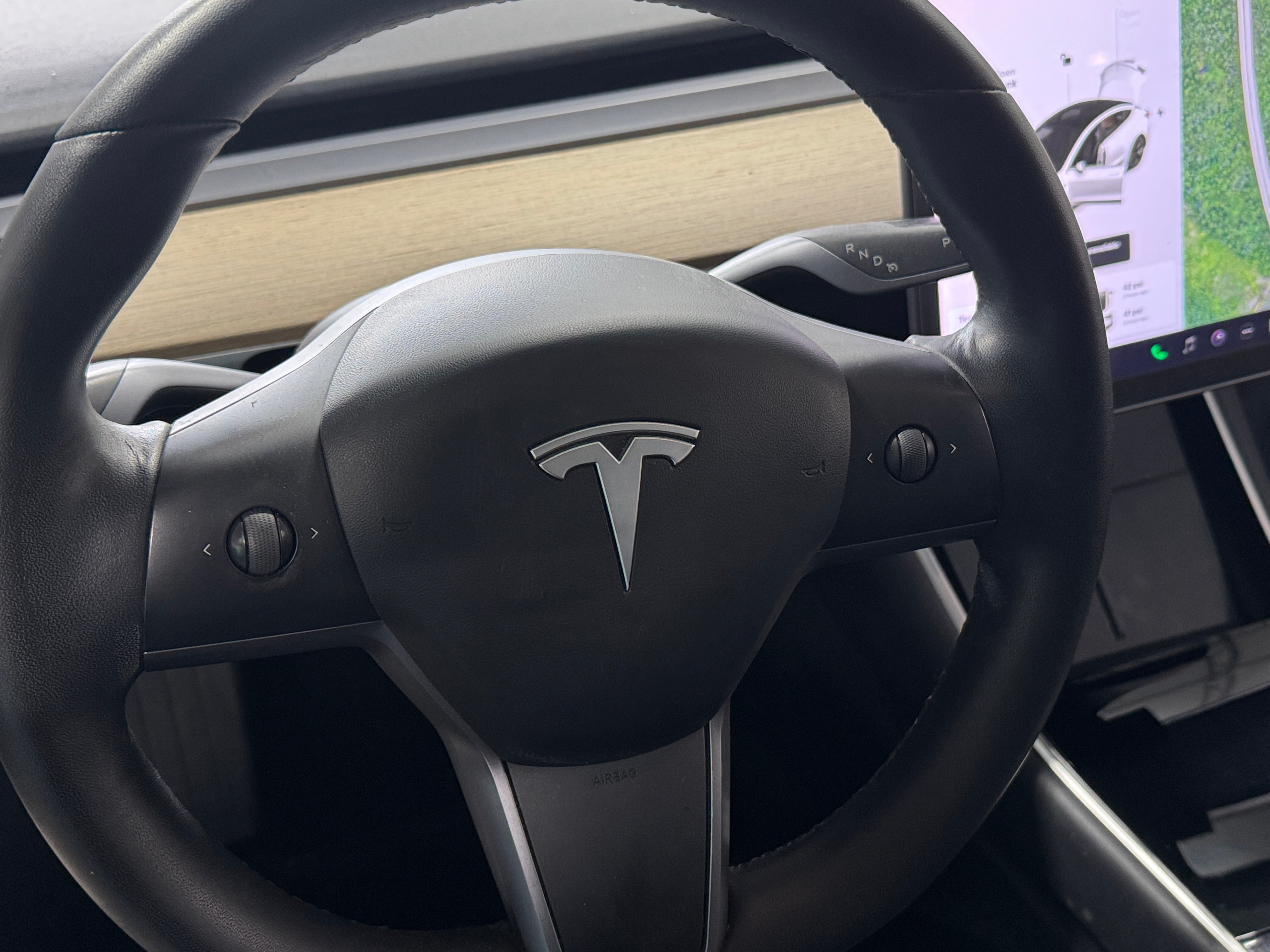 2019 Tesla Model 3 Standard Range 4