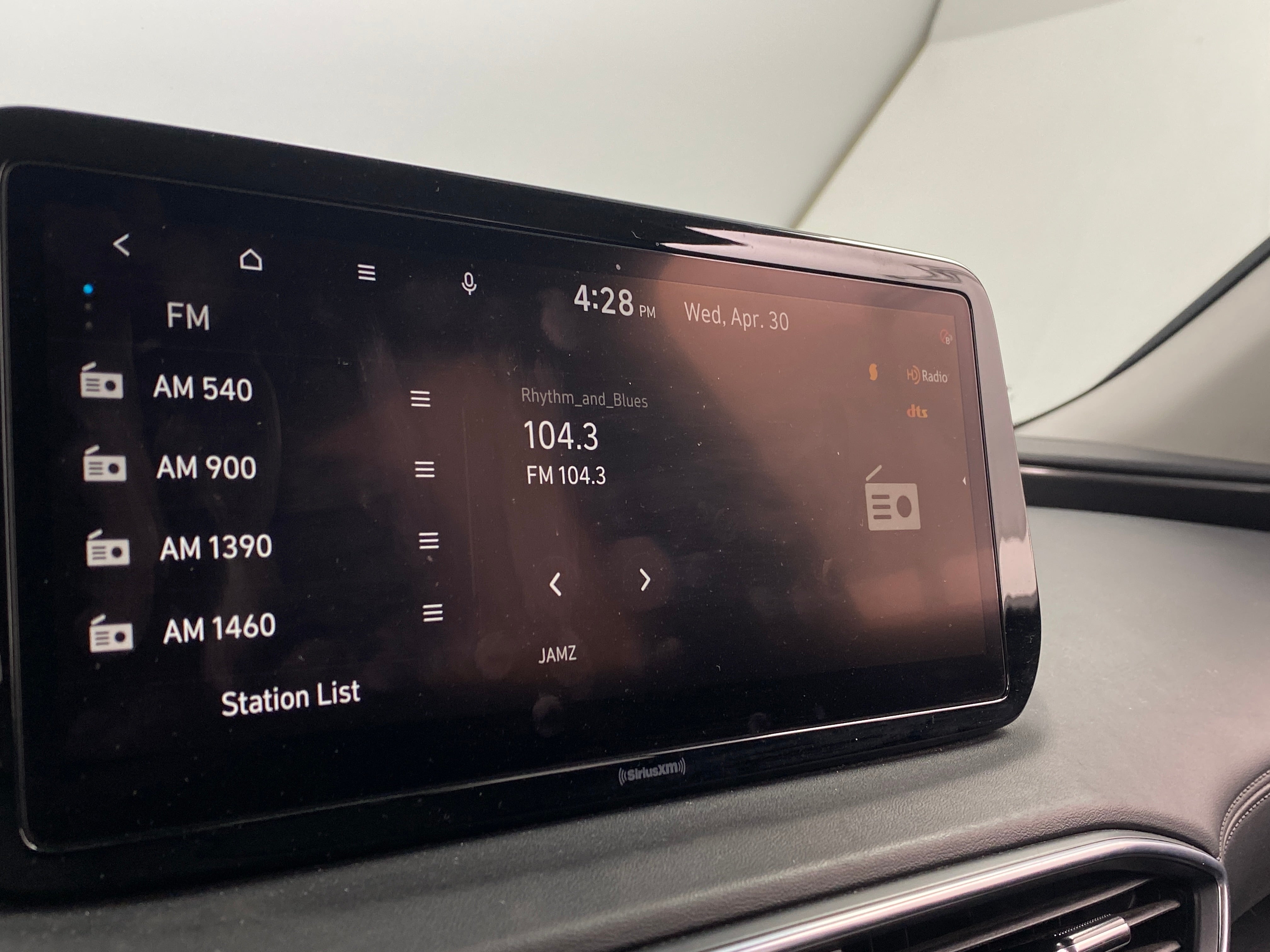 2023 Hyundai Santa Fe SEL 4