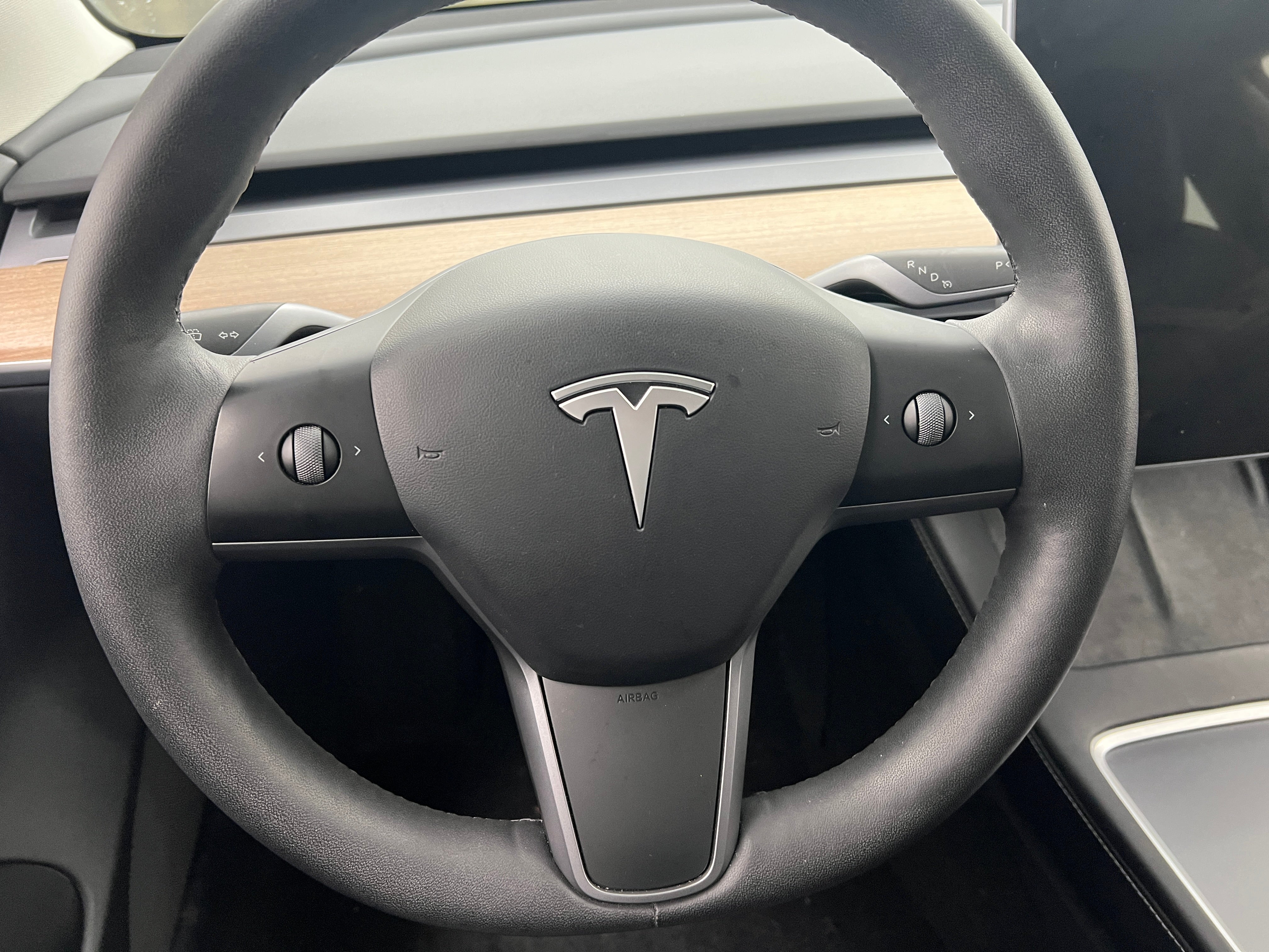 2022 Tesla Model 3 Standard Range 4
