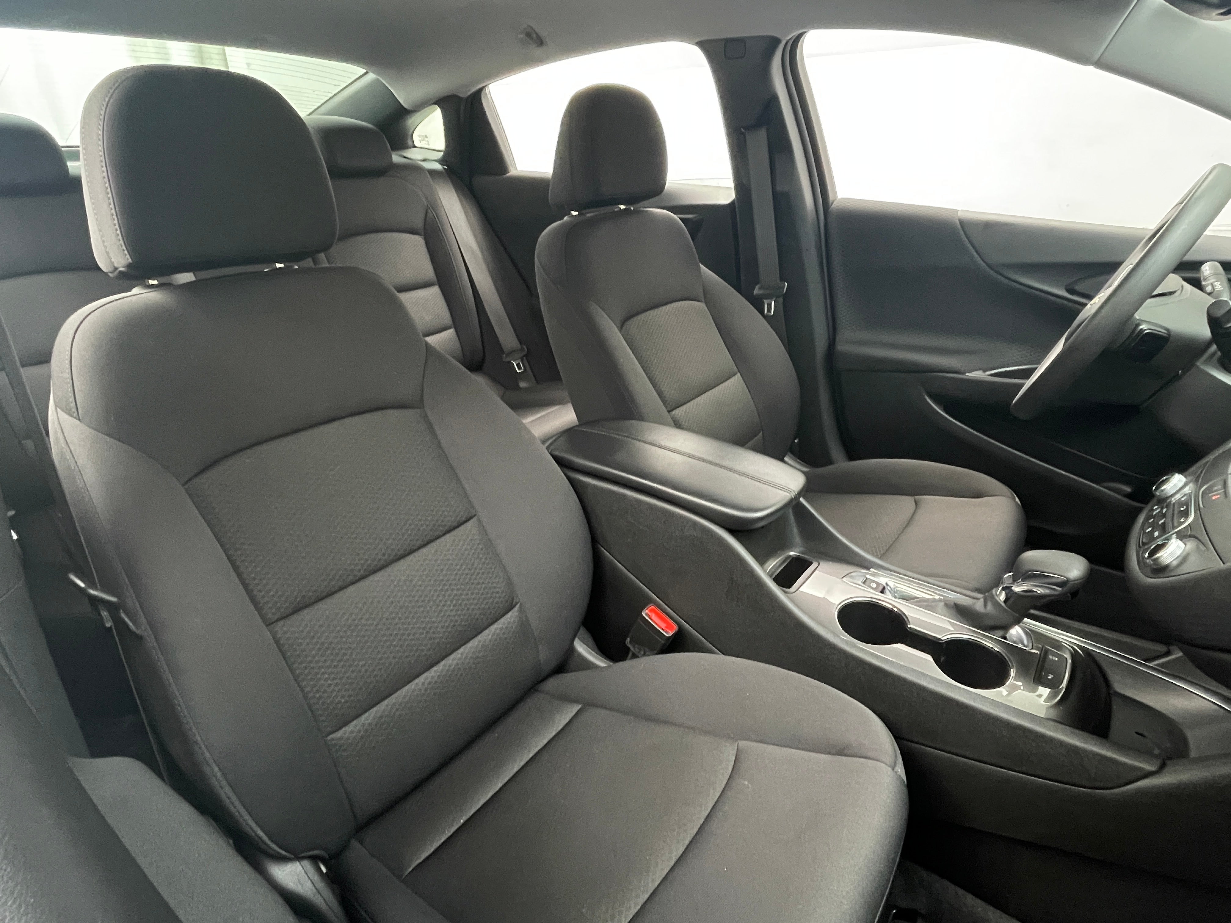 2024 Chevrolet Malibu LT 2