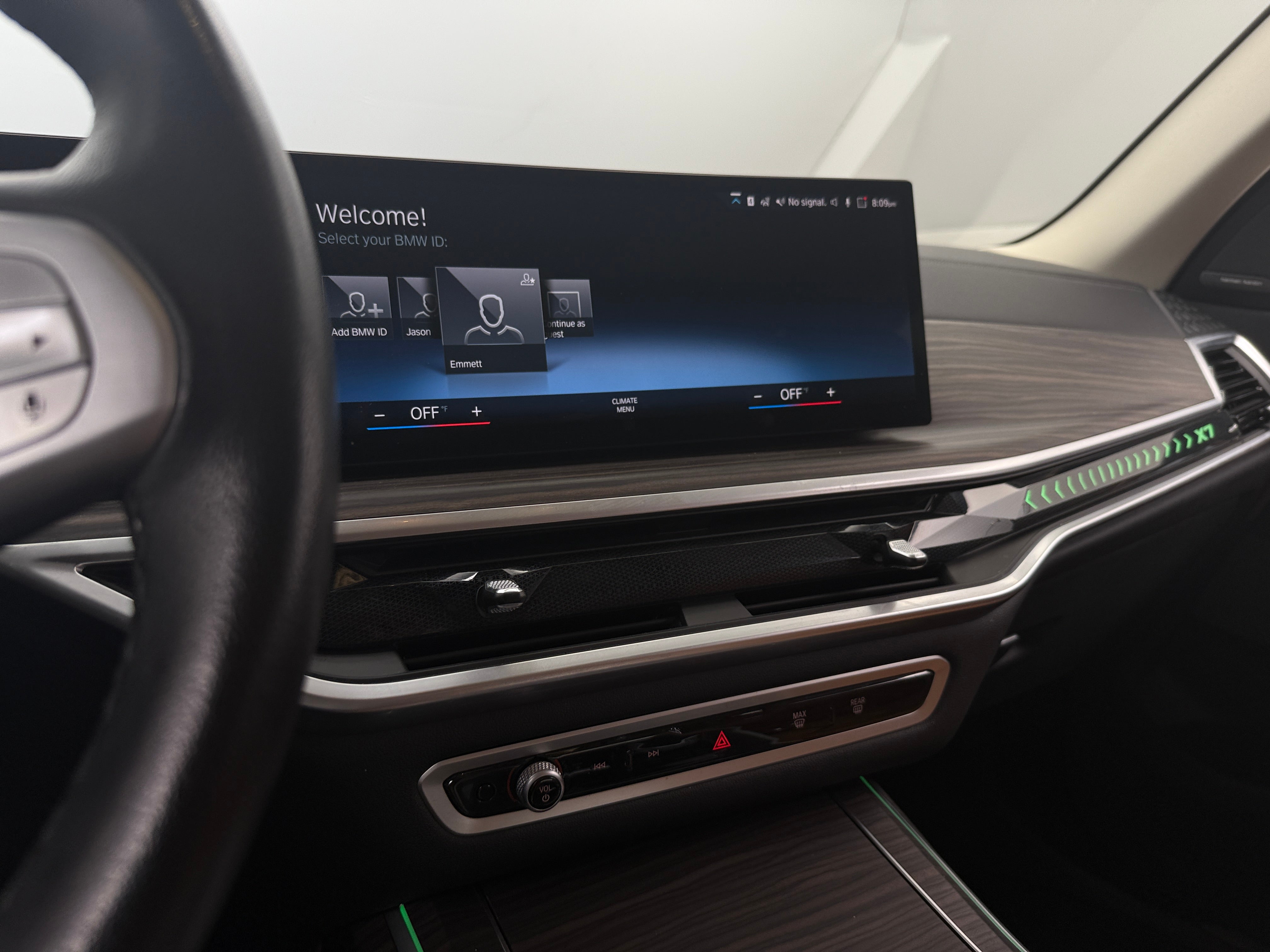 2023 BMW X7 xDrive40i 3