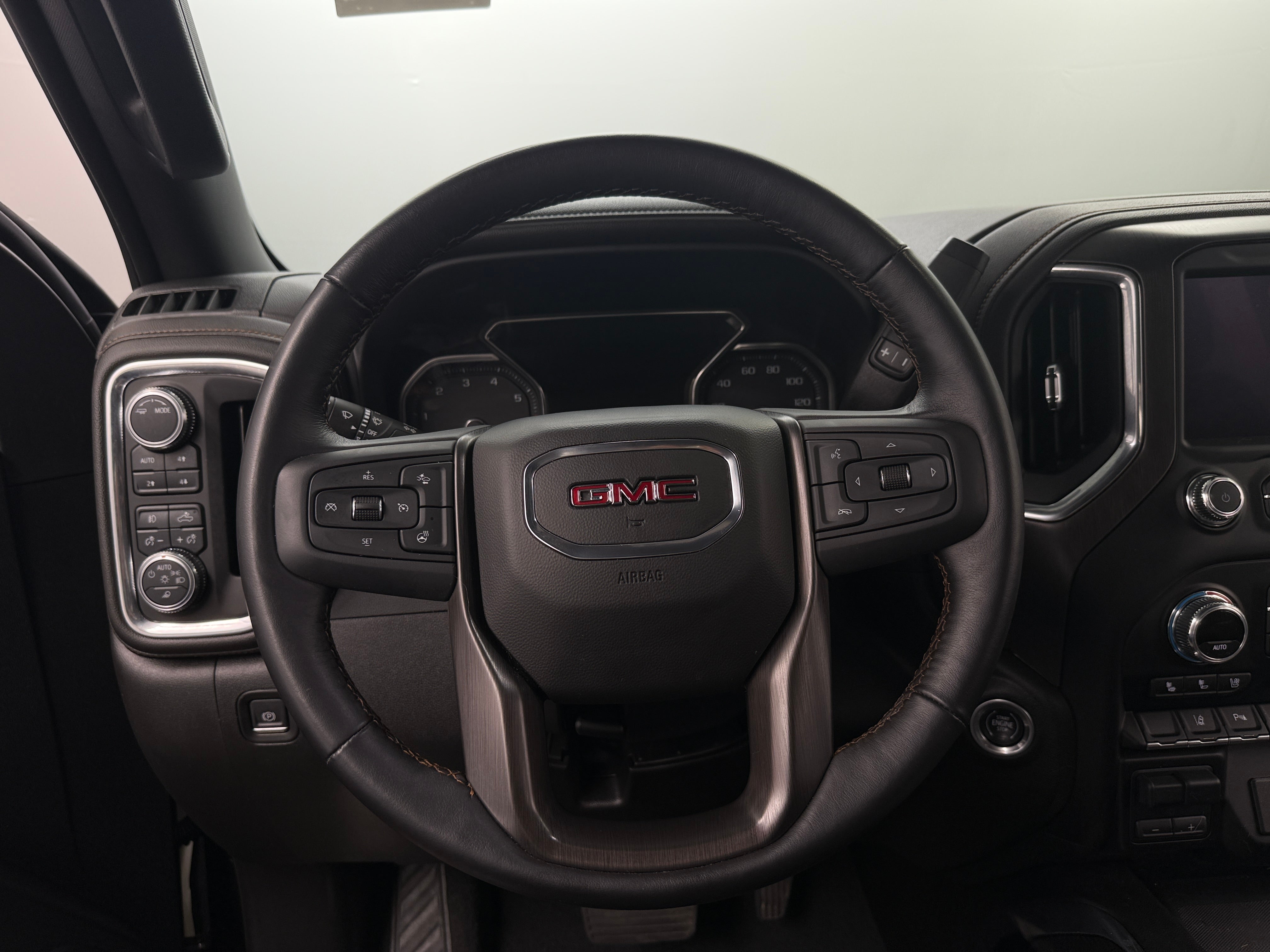 2022 GMC Sierra 2500 AT4 5