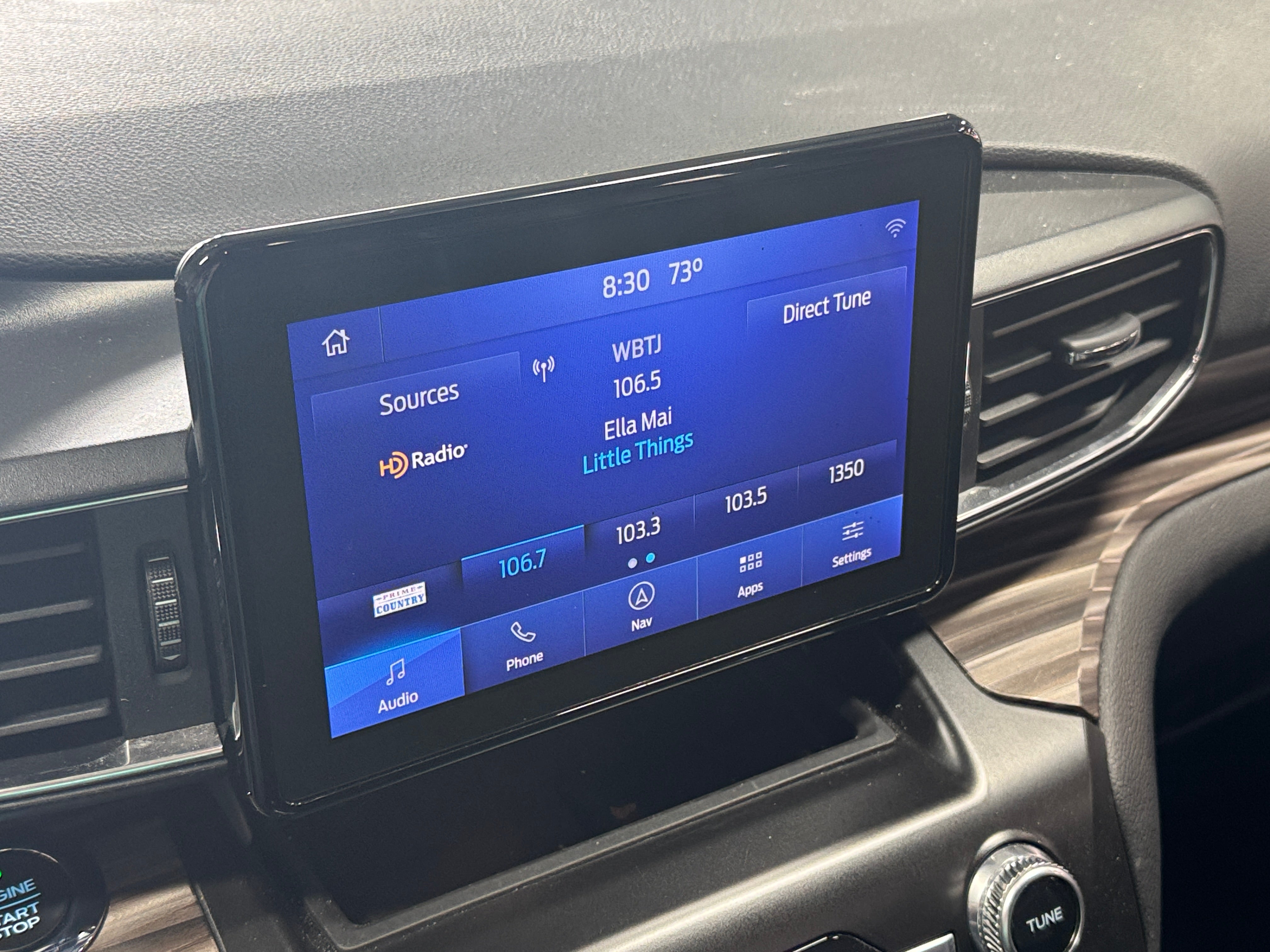 2020 Ford Explorer Limited 3
