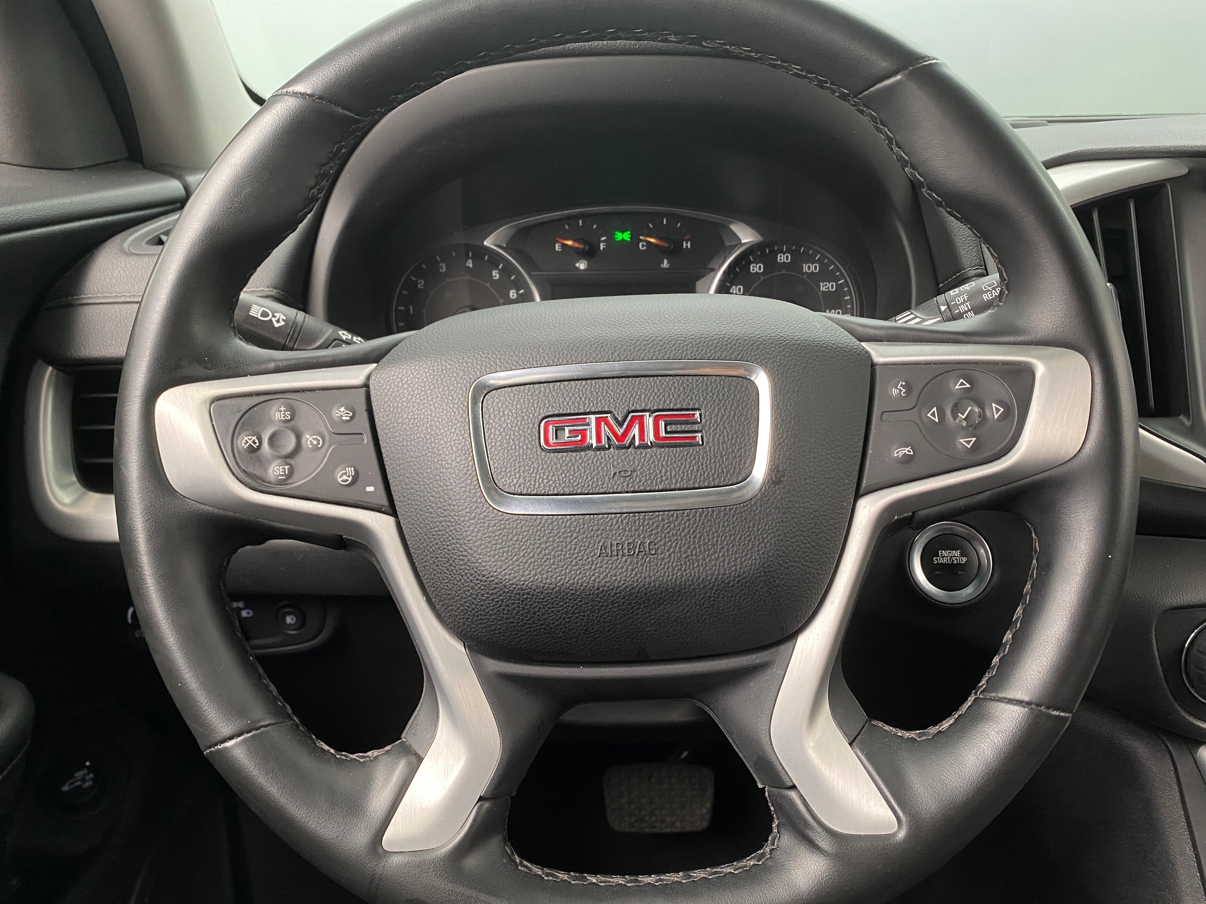 2023 GMC Terrain SLT 4