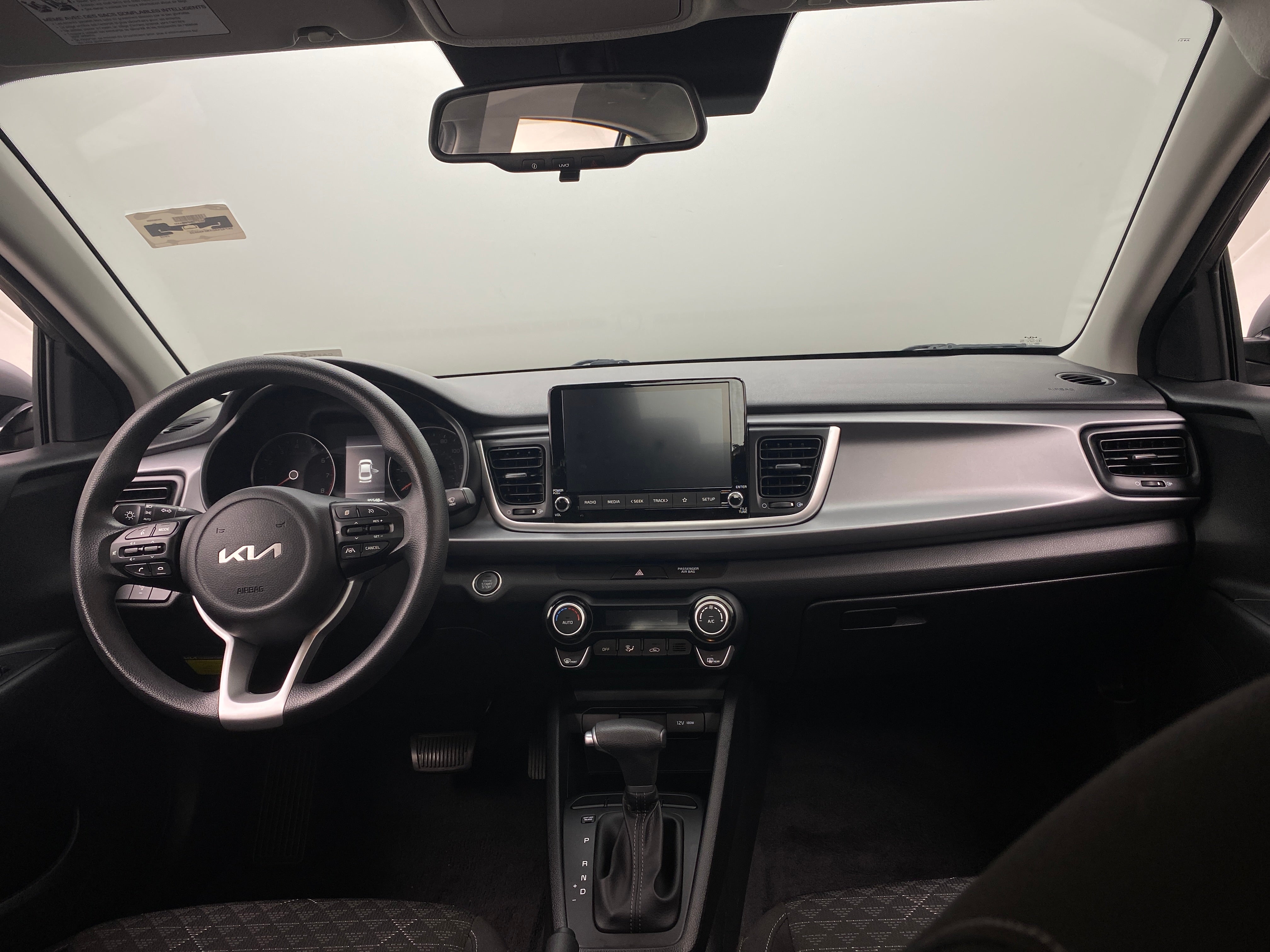 2022 Kia Rio S 3
