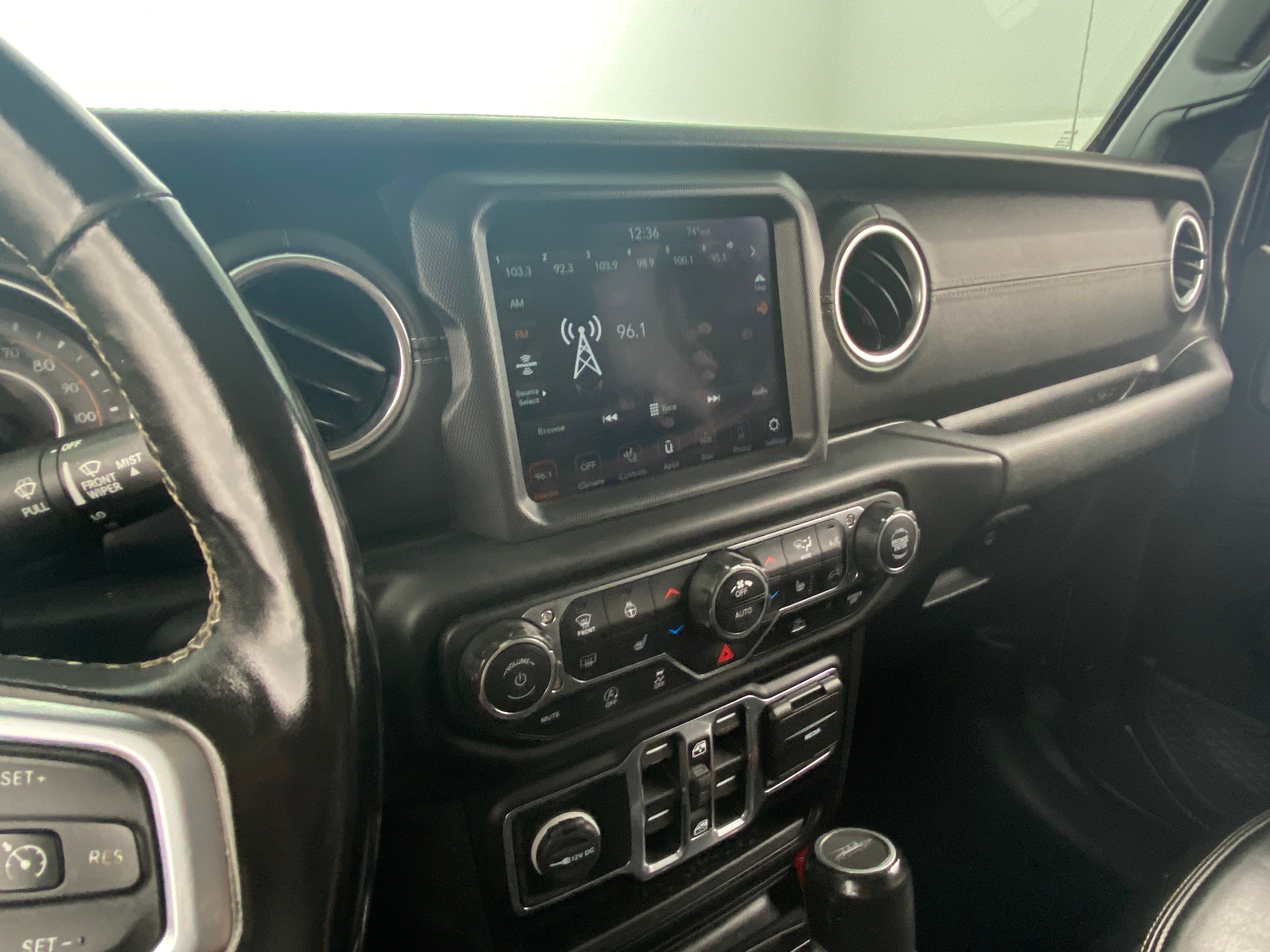 2020 Jeep Gladiator Overland 3