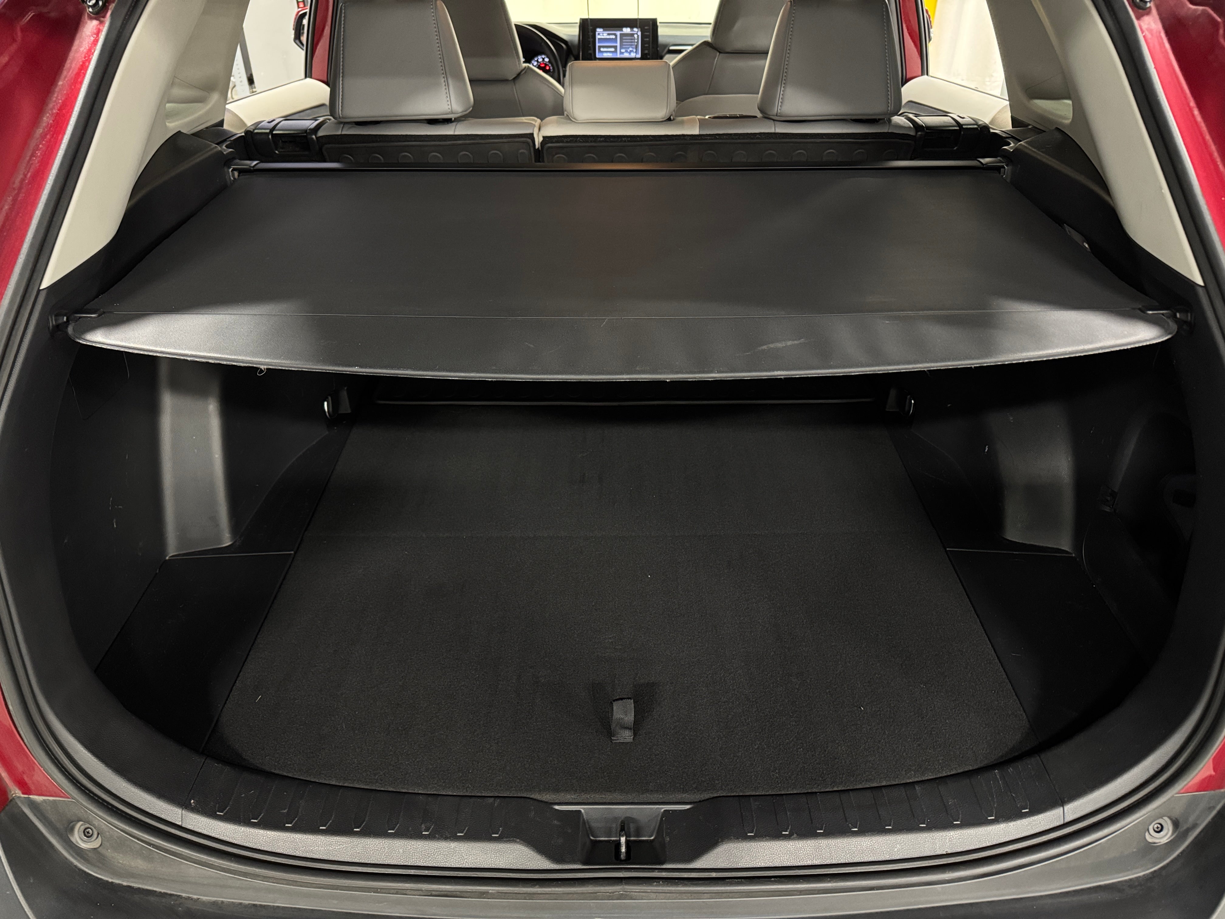 2021 Toyota RAV4 XLE Premium 6