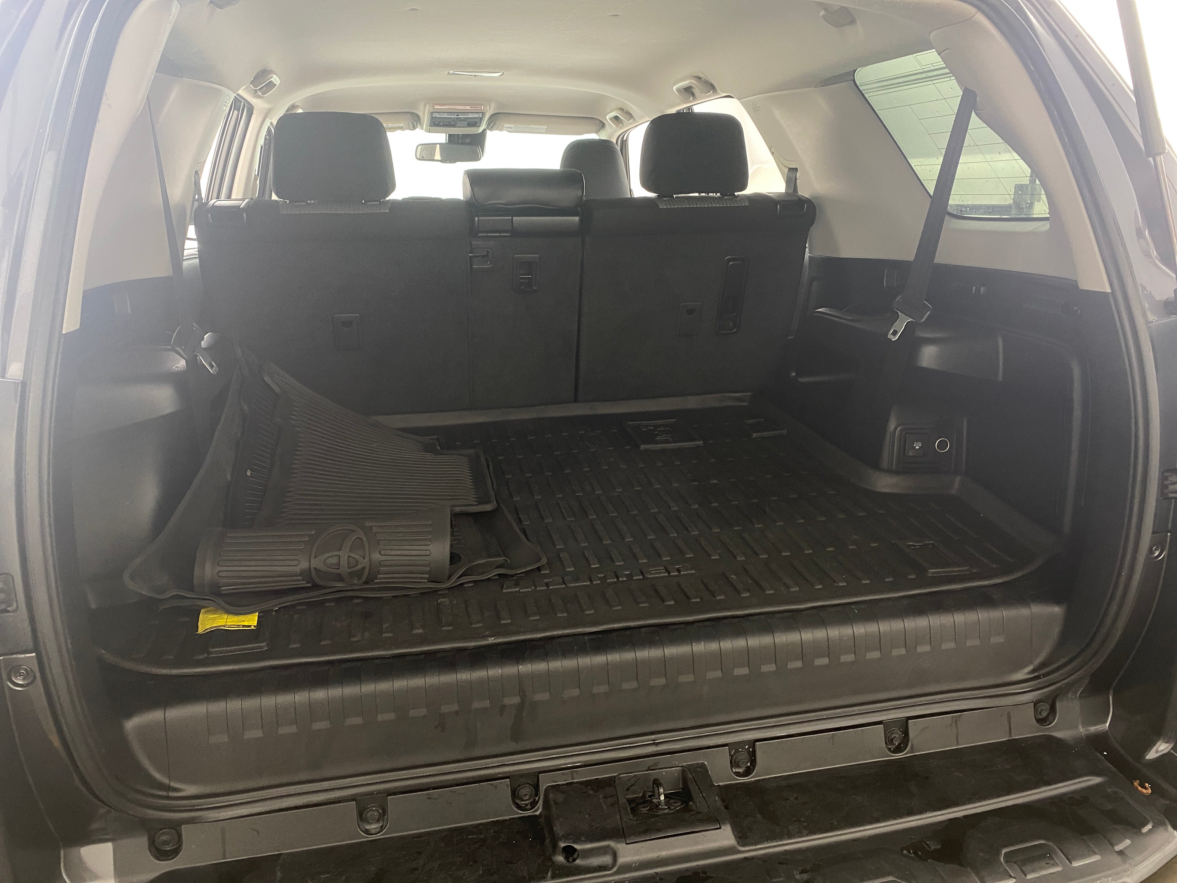 2022 Toyota 4Runner SR5 7