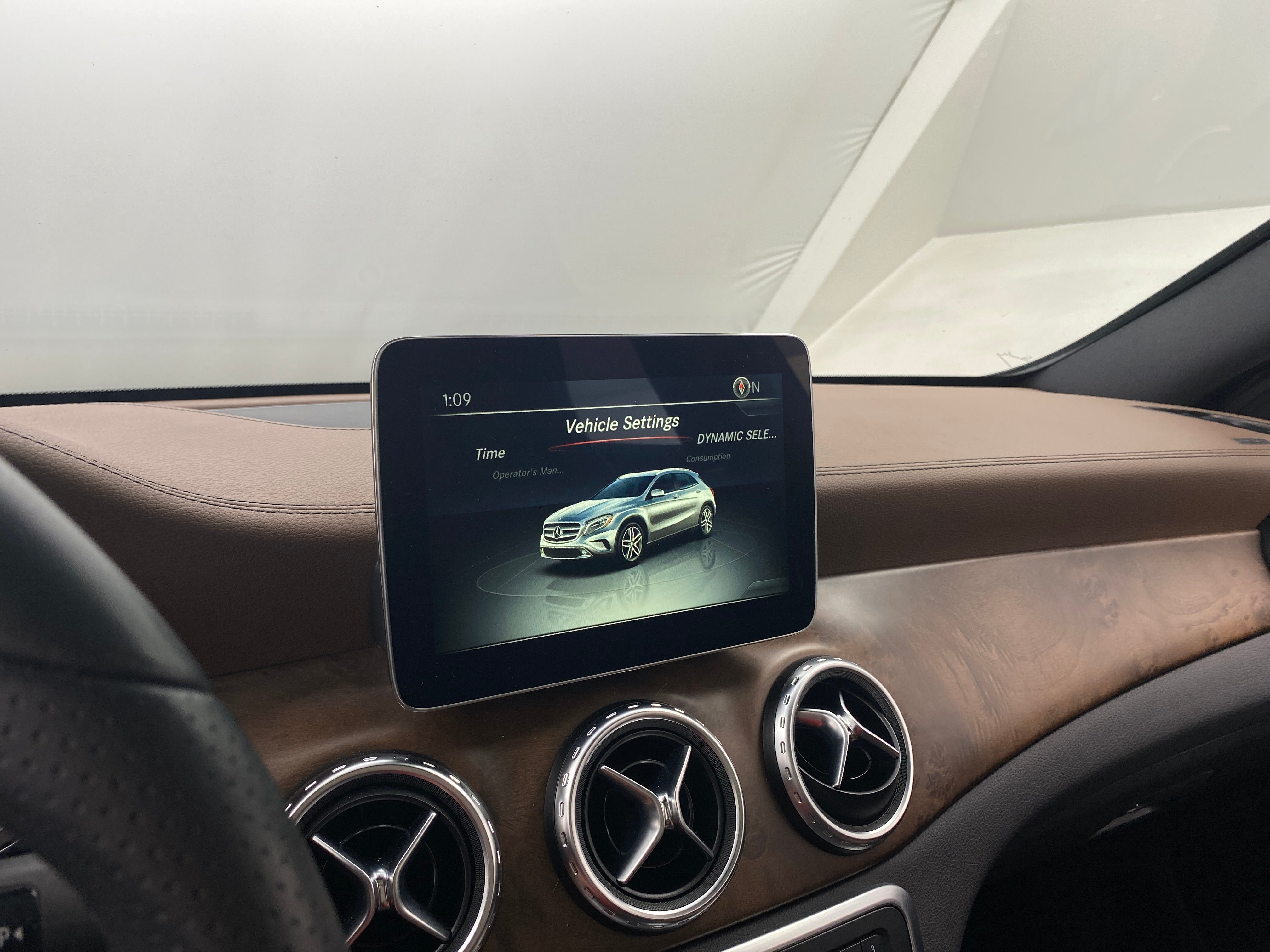 2017 Mercedes-Benz GLA 250 4MATIC 3