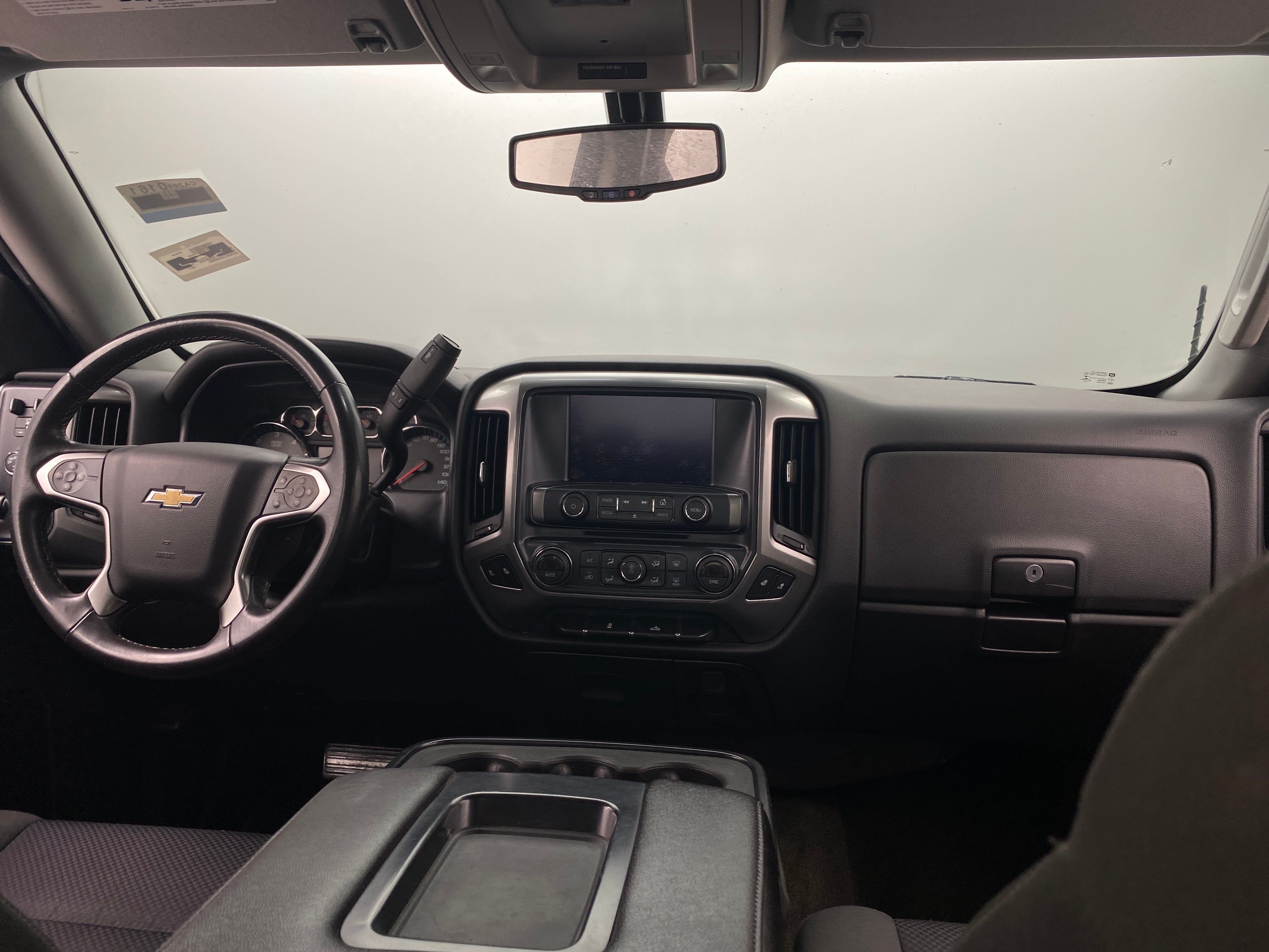 2017 Chevrolet Silverado 1500 LT 3
