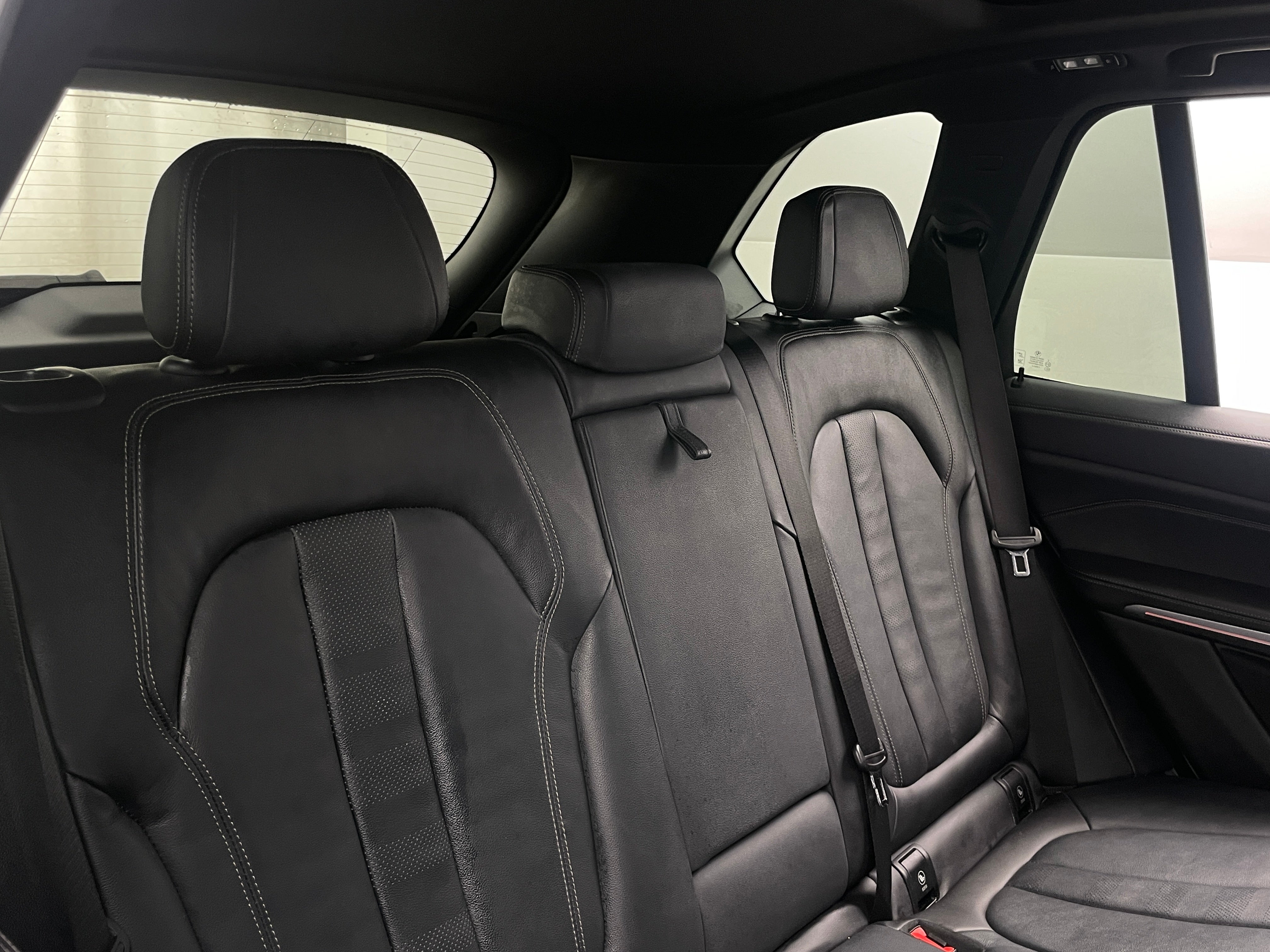 2022 BMW X5 xDrive40i 5