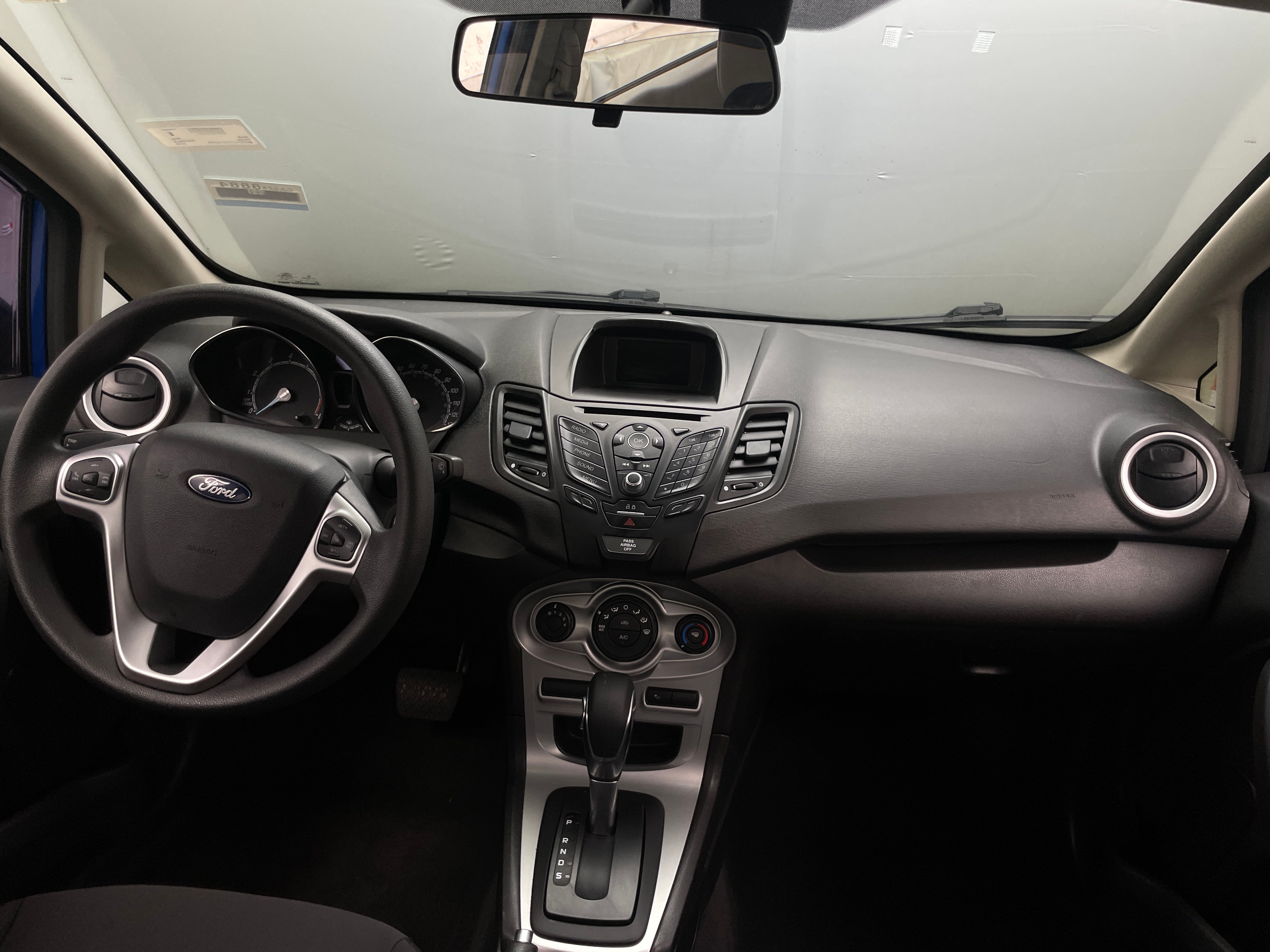 2018 Ford Fiesta SE 3
