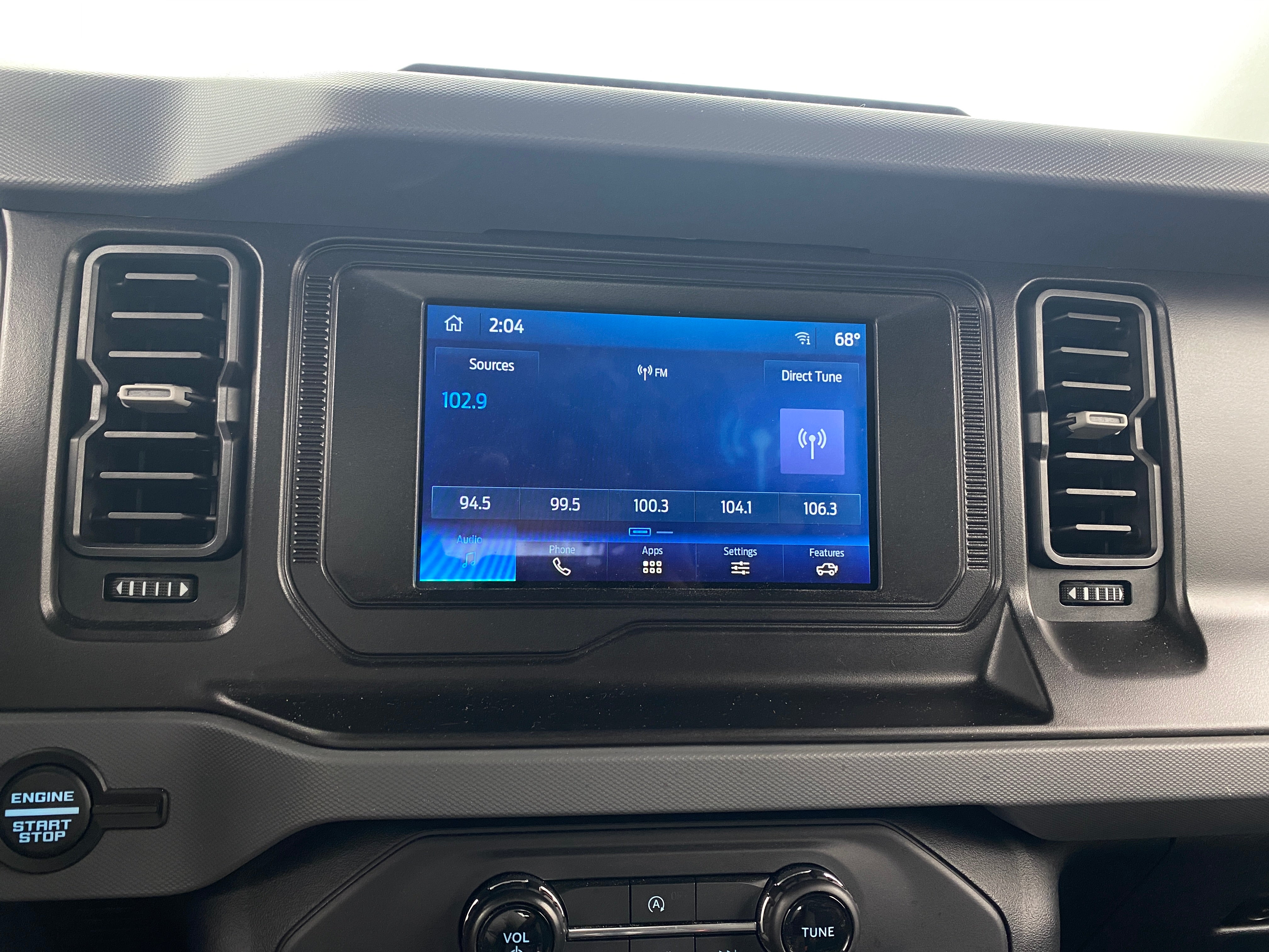 2022 Ford Bronco Base 4