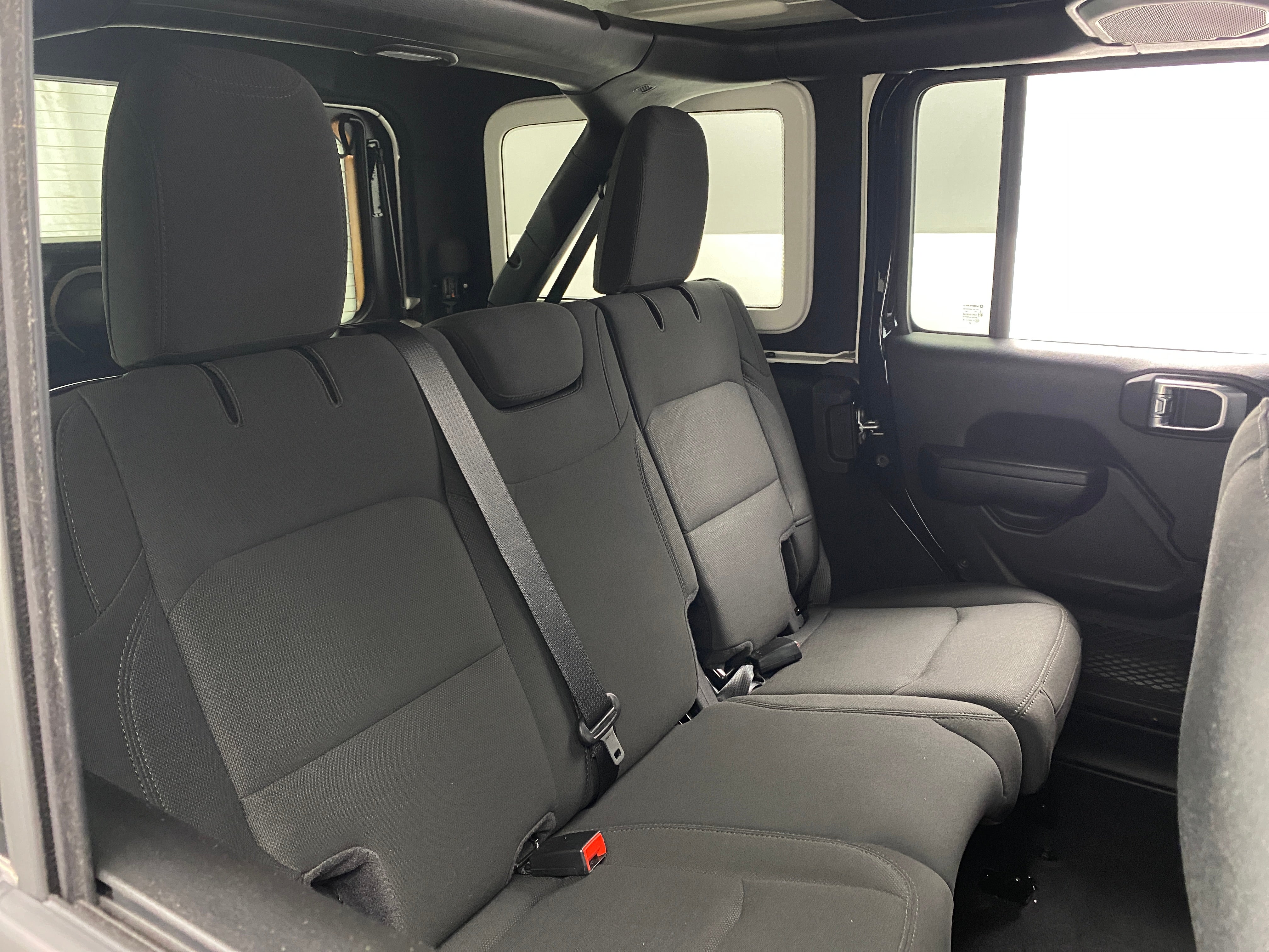 2021 Jeep Wrangler Unlimited Altitude 6