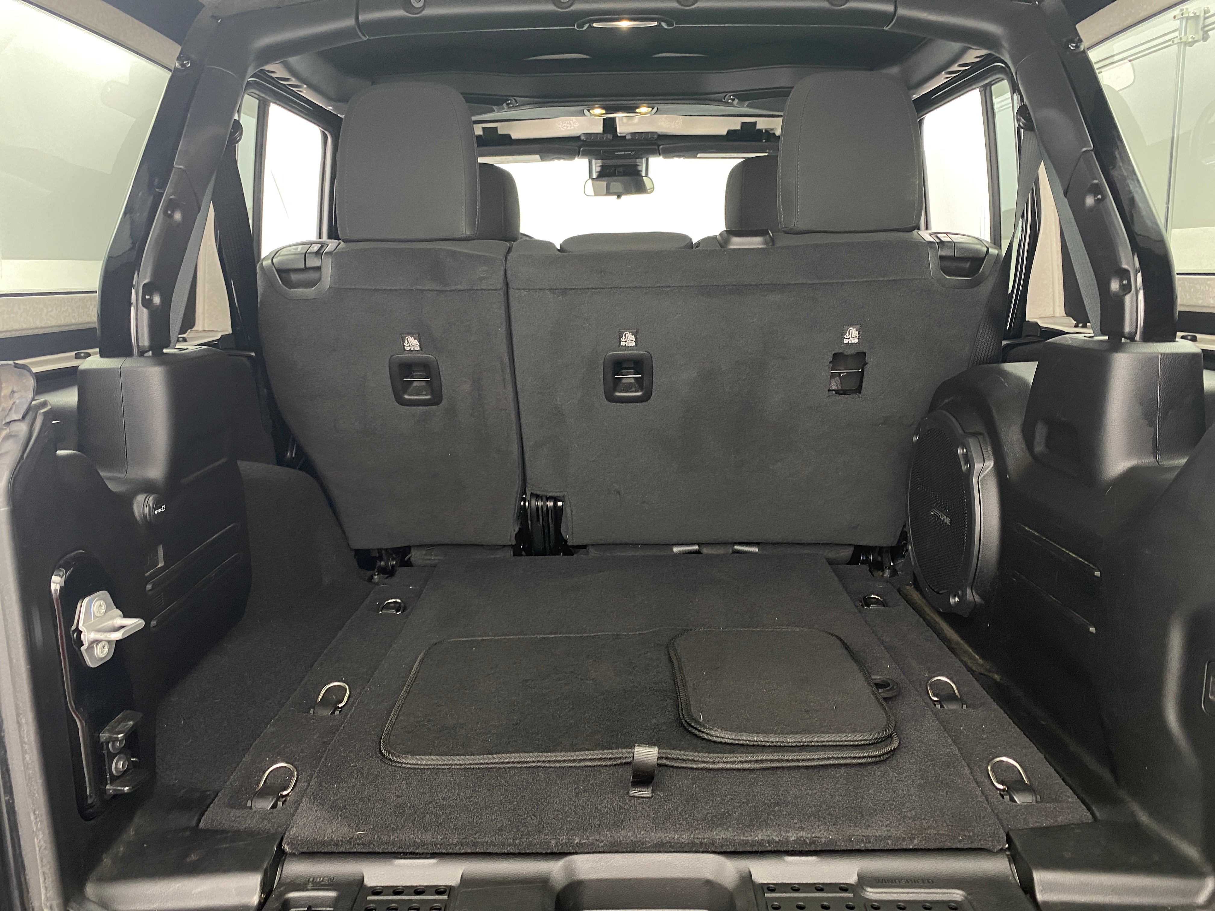 2021 Jeep Wrangler Unlimited Altitude 7