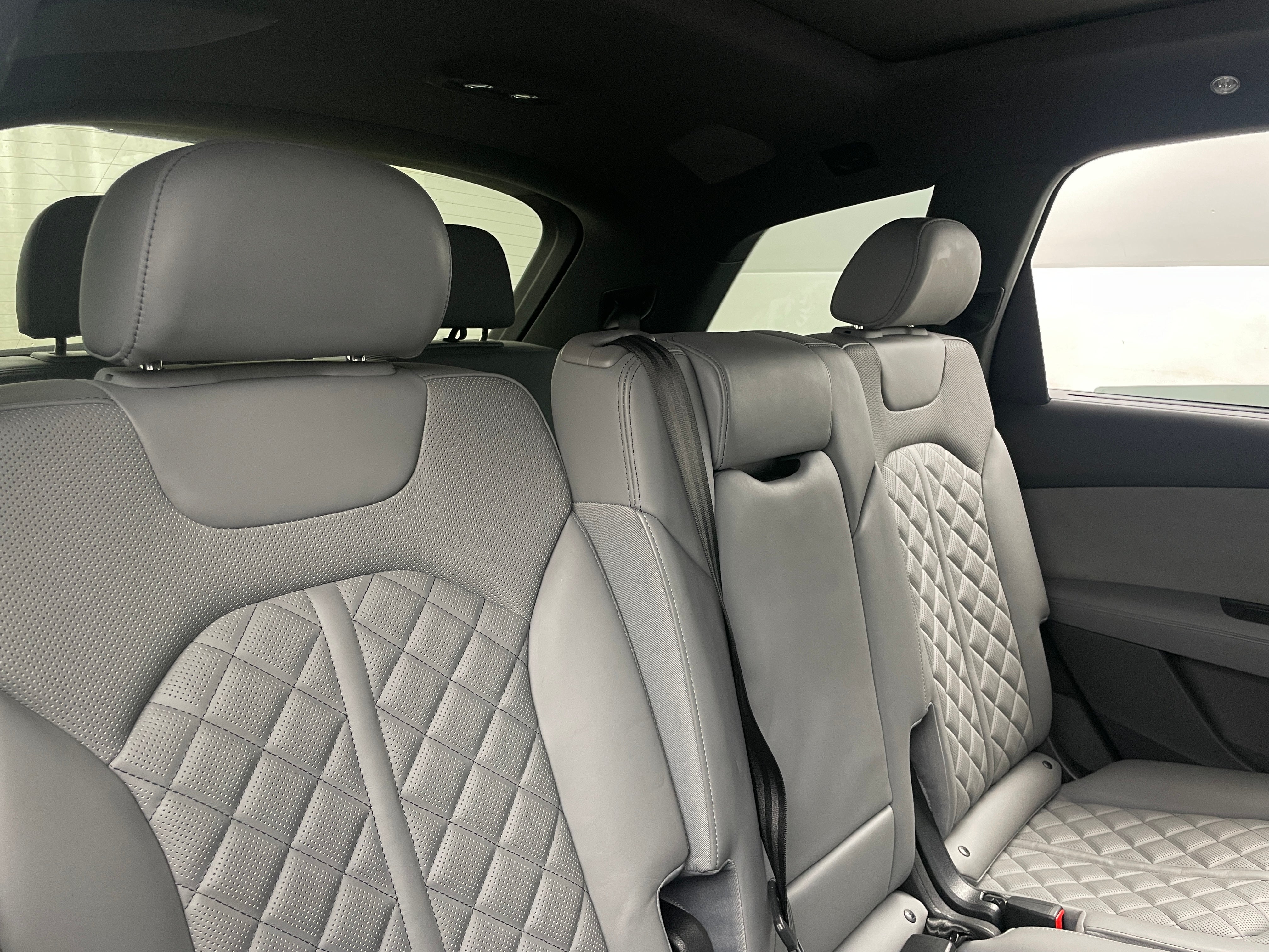 2022 Audi SQ7 Premium Plus 5