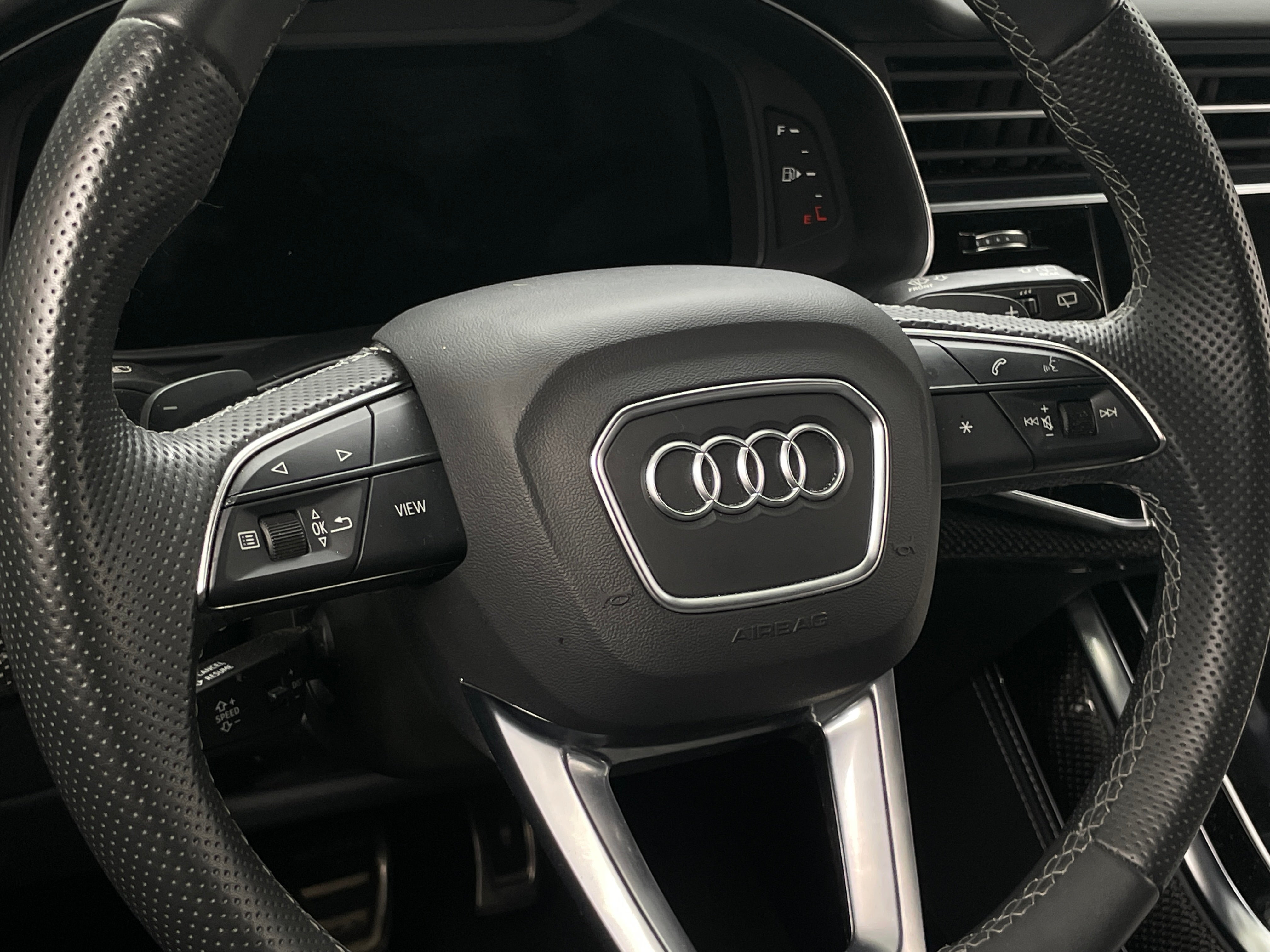 2022 Audi SQ7 Premium Plus 4