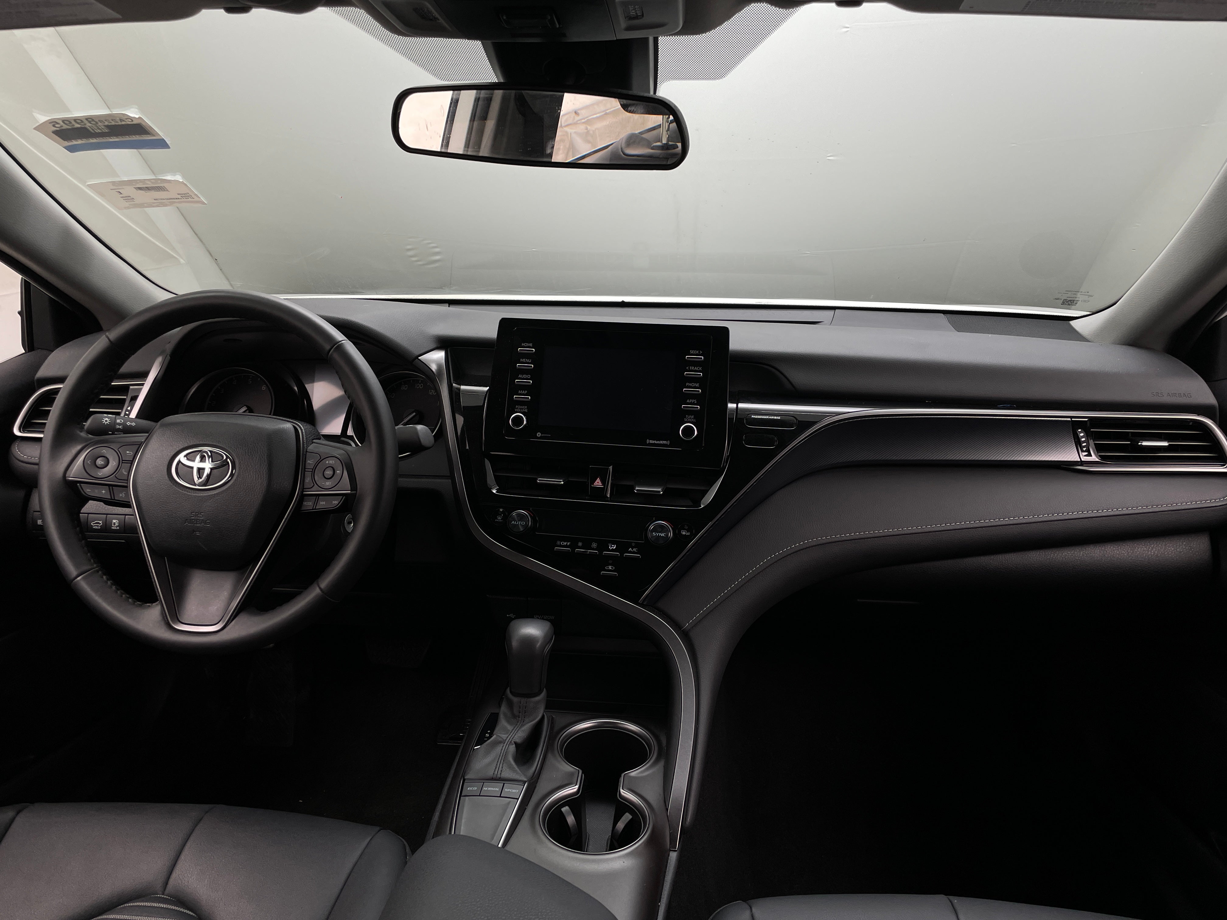 2024 Toyota Camry SE 2
