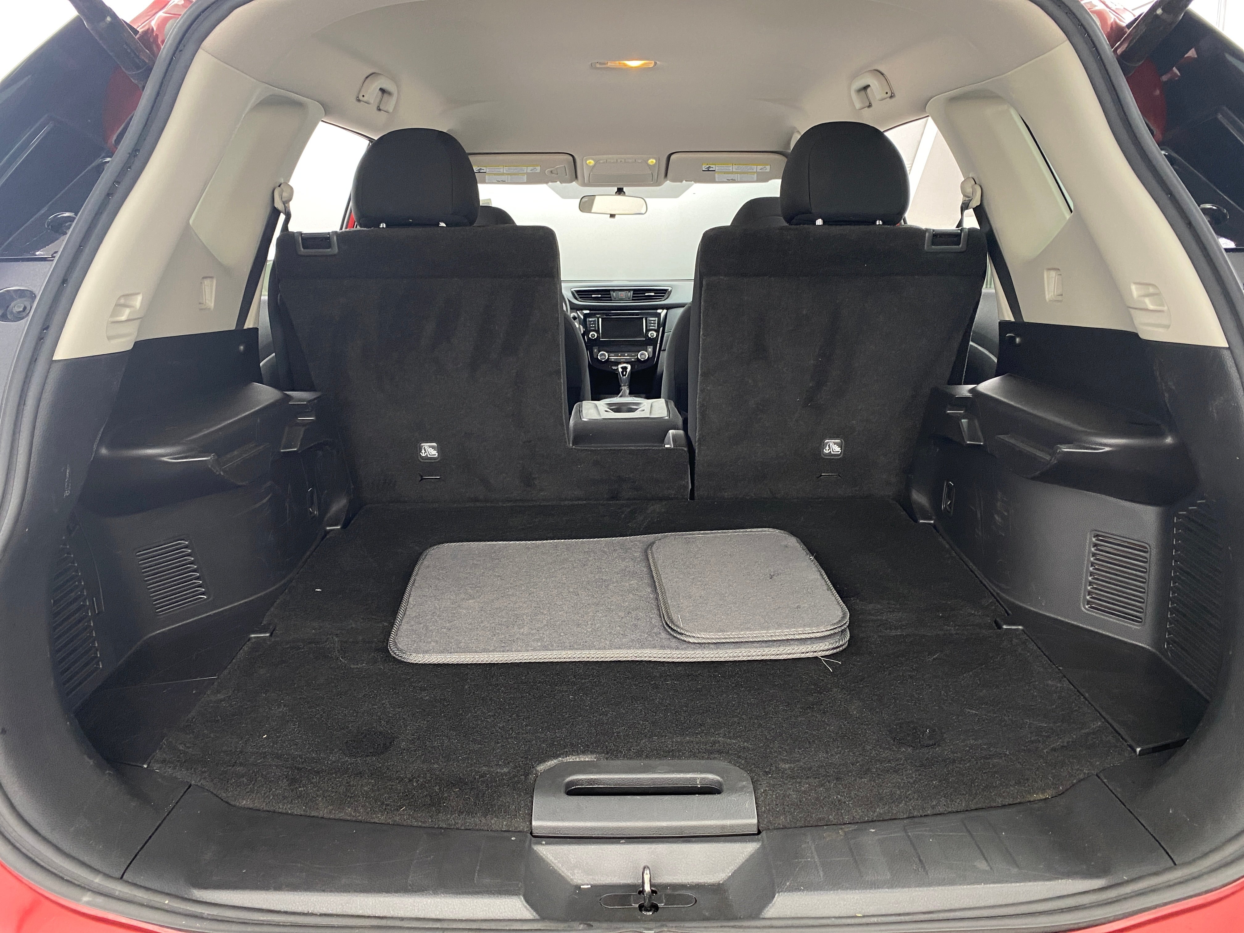 2018 Nissan Rogue SV 7