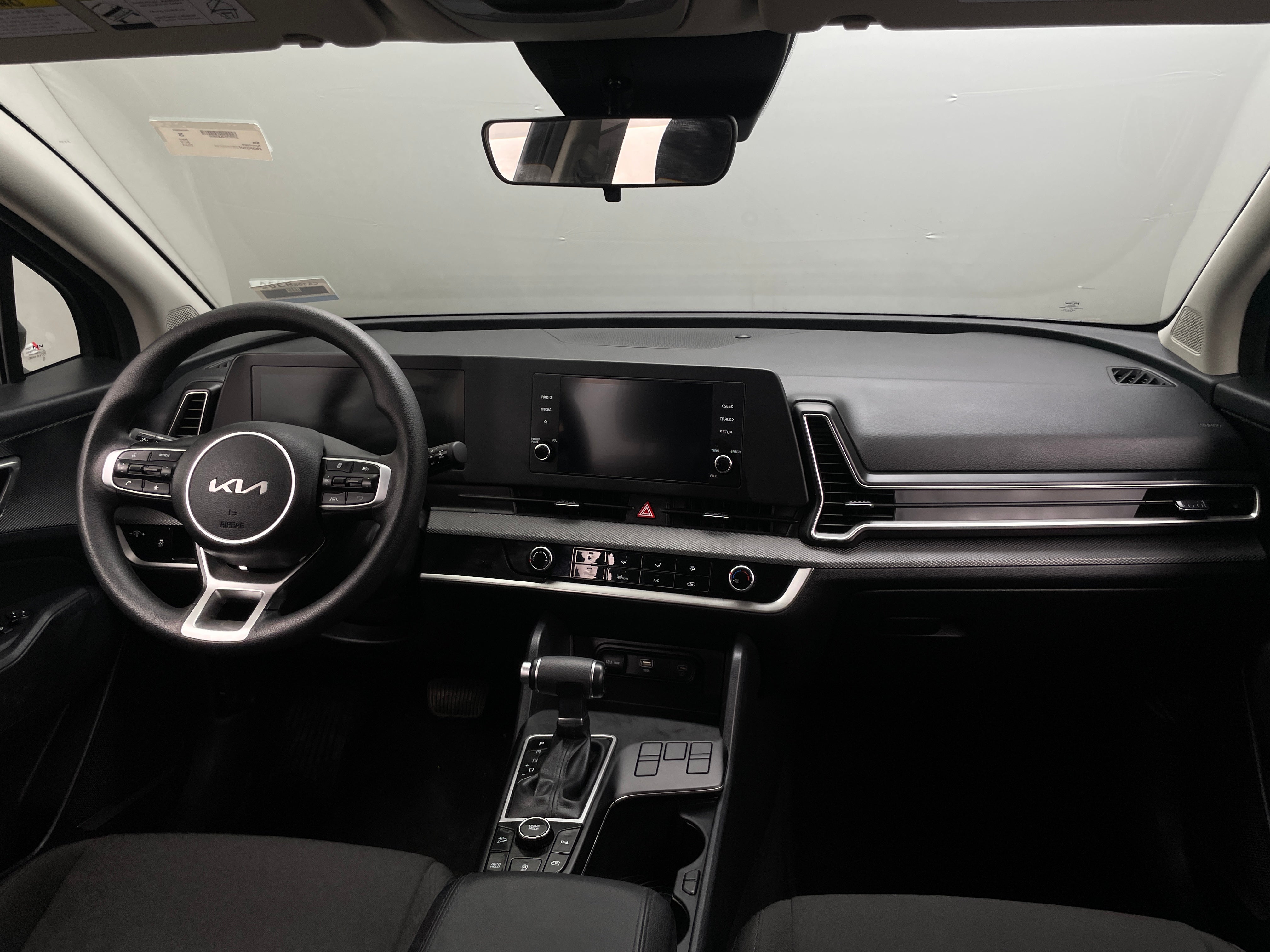 2024 Kia Sportage LX 3