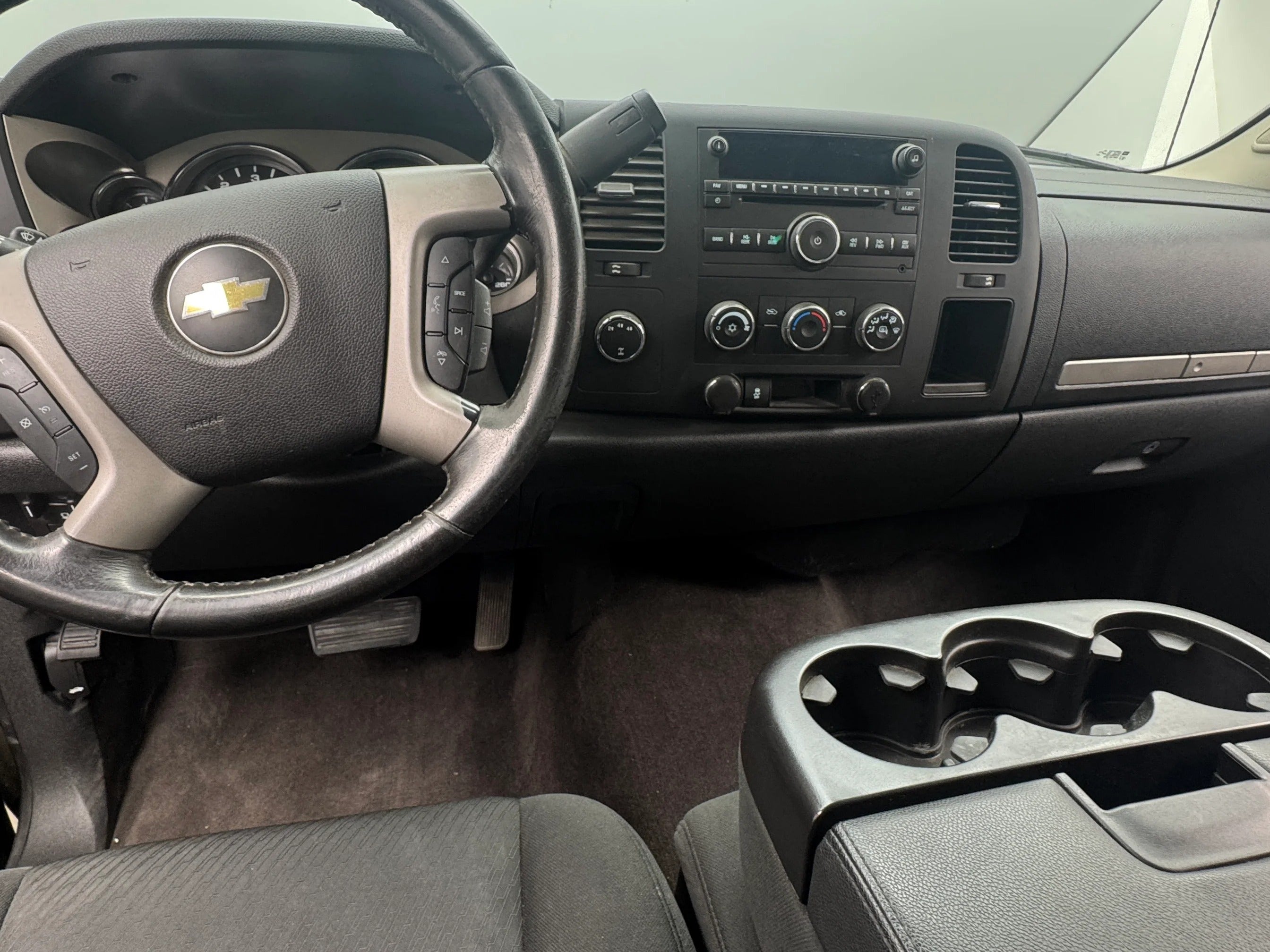 2013 Chevrolet Silverado 2500 LT 3