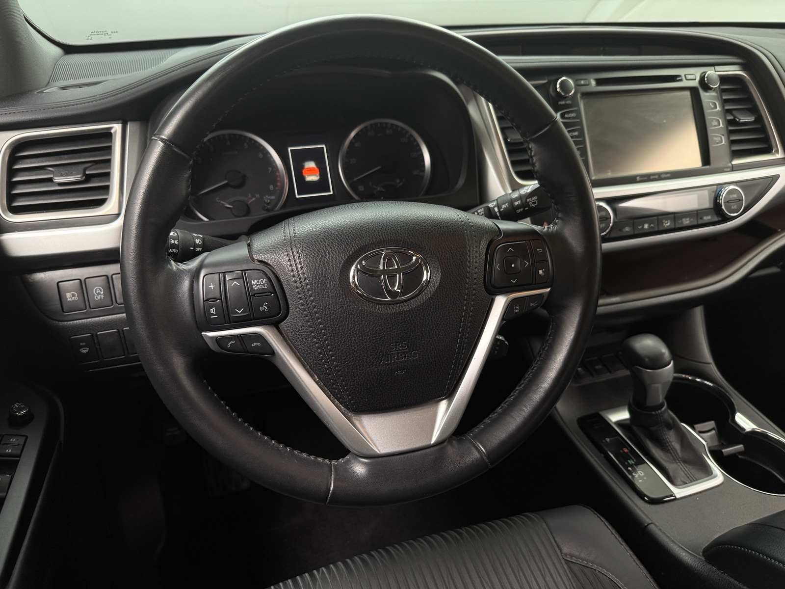 Thumbnail: 2018 Toyota Highlander - 5