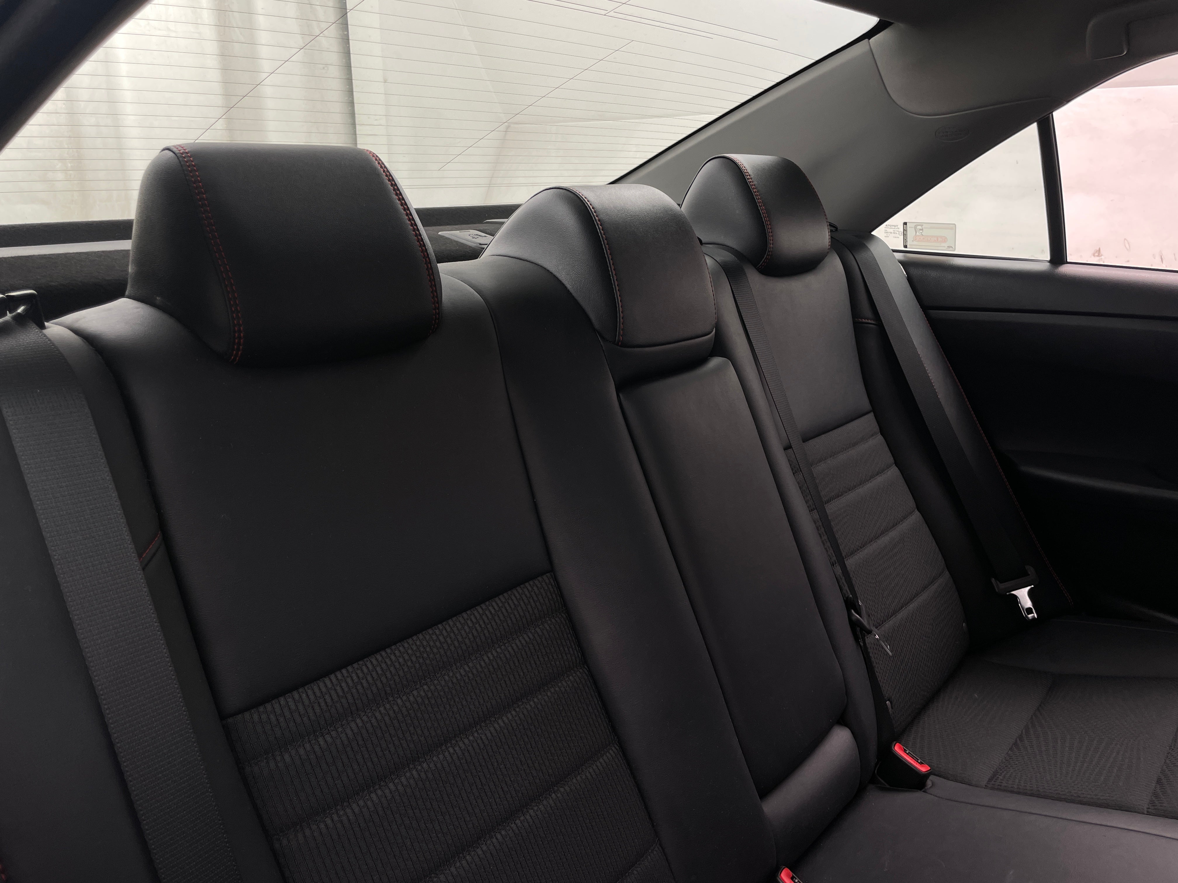 2017 Toyota Camry SE 6