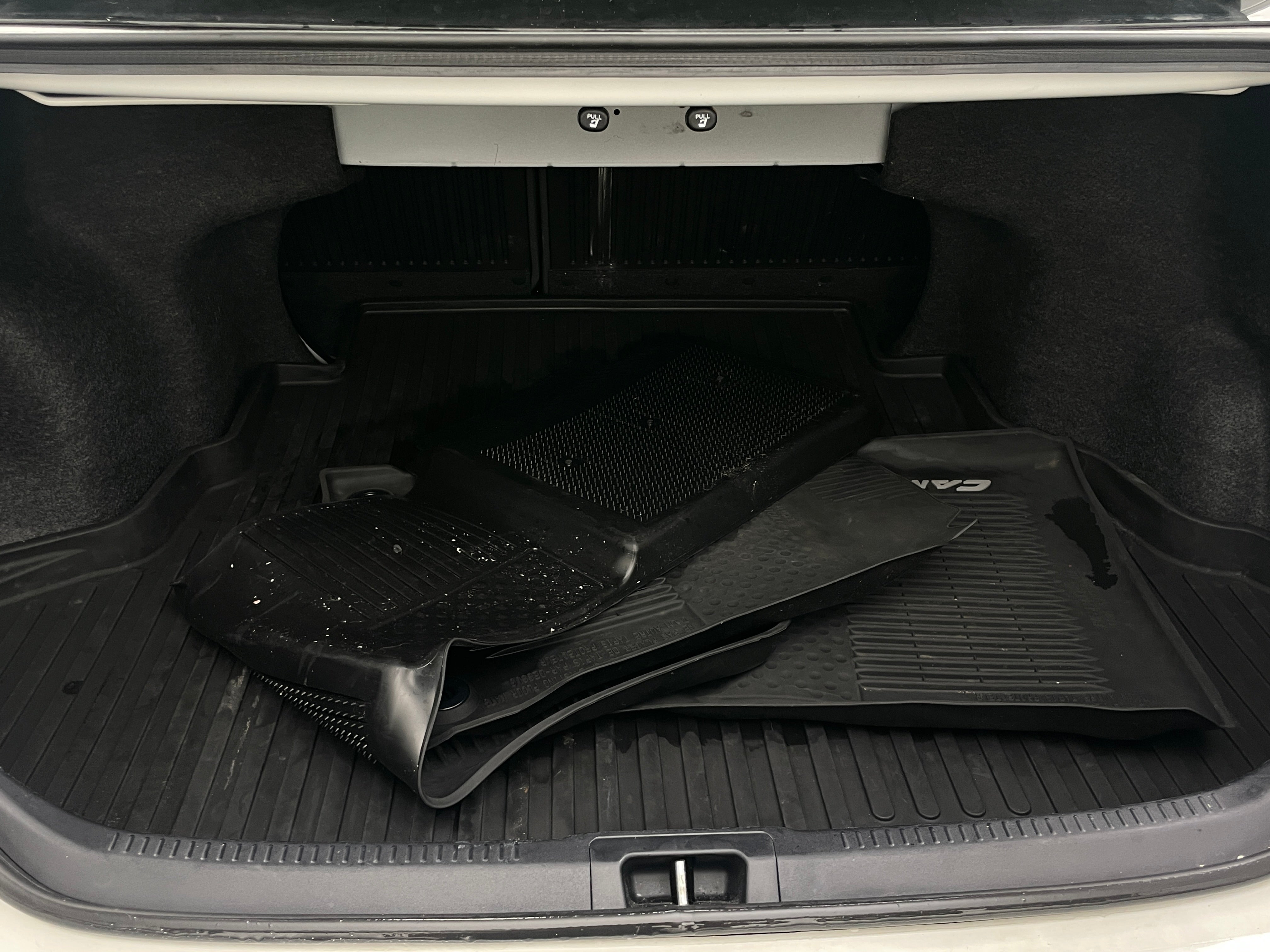 2017 Toyota Camry SE 7