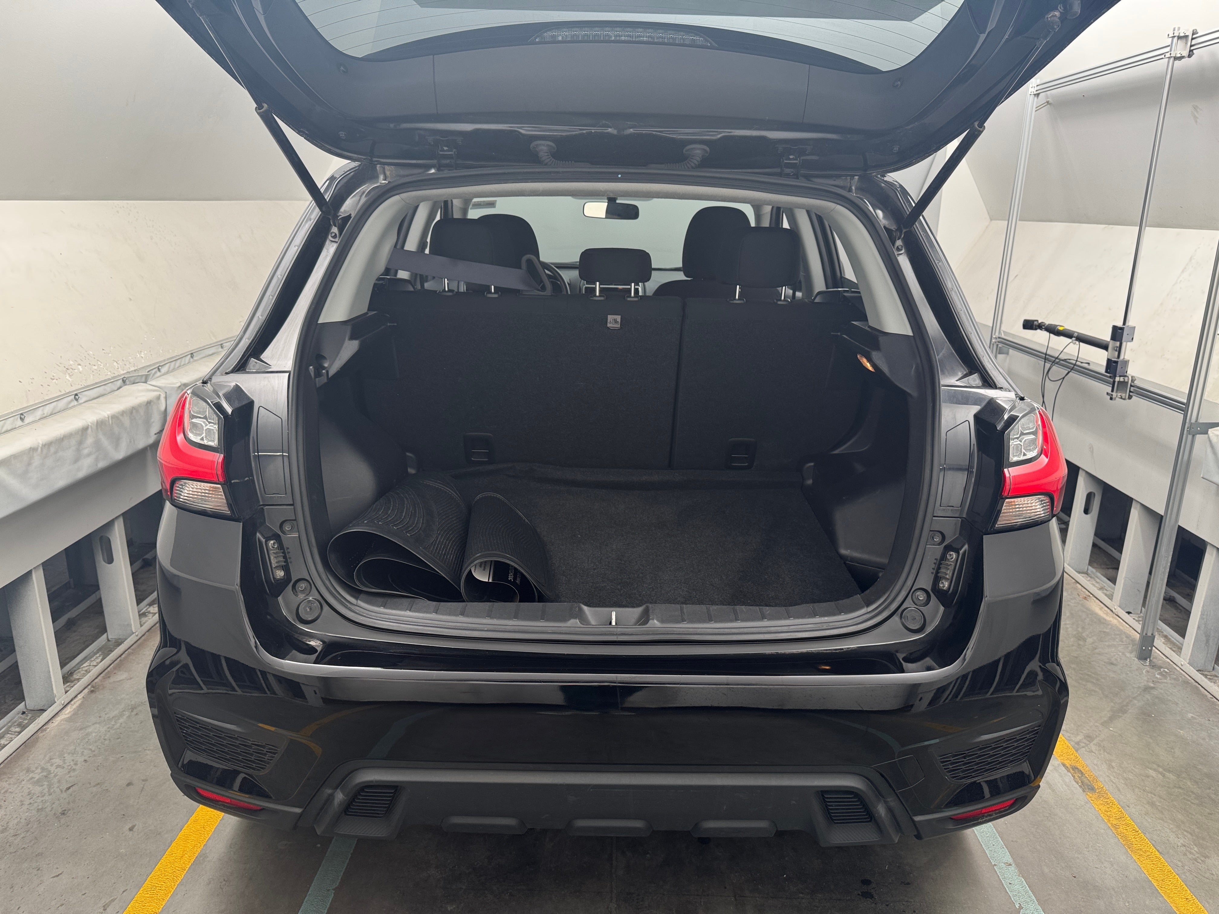 2020 Mitsubishi Outlander Sport ES 7