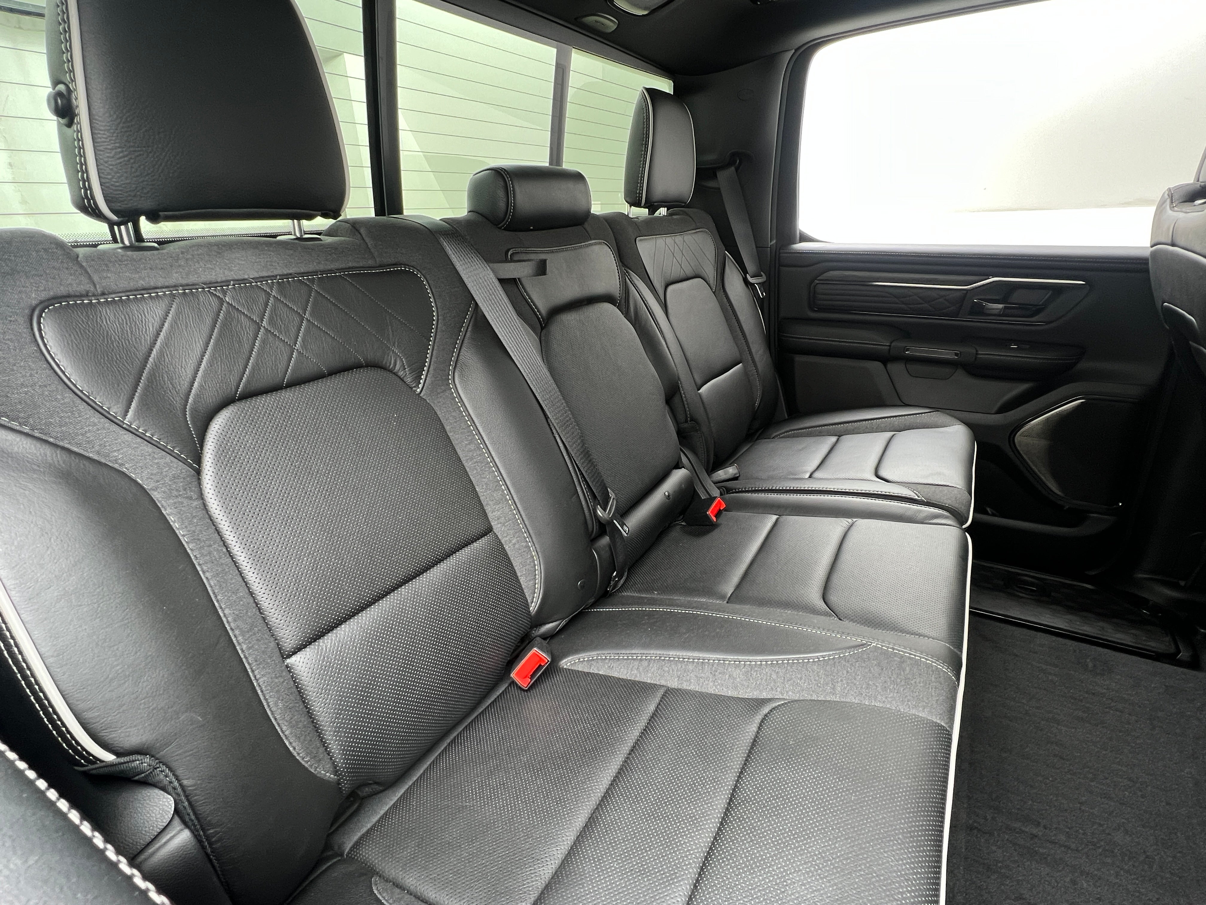 2025 RAM 1500 Limited 5