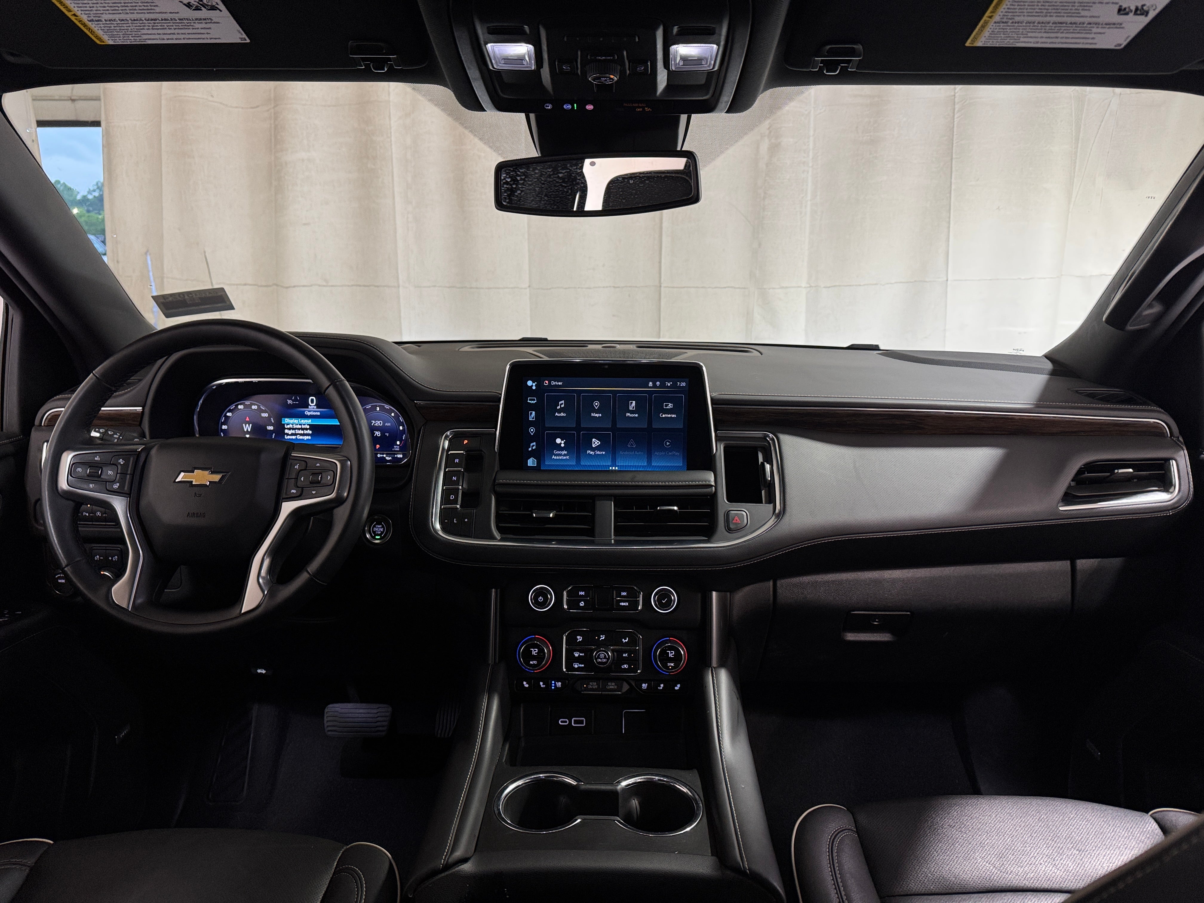 2023 Chevrolet Suburban Premier 2