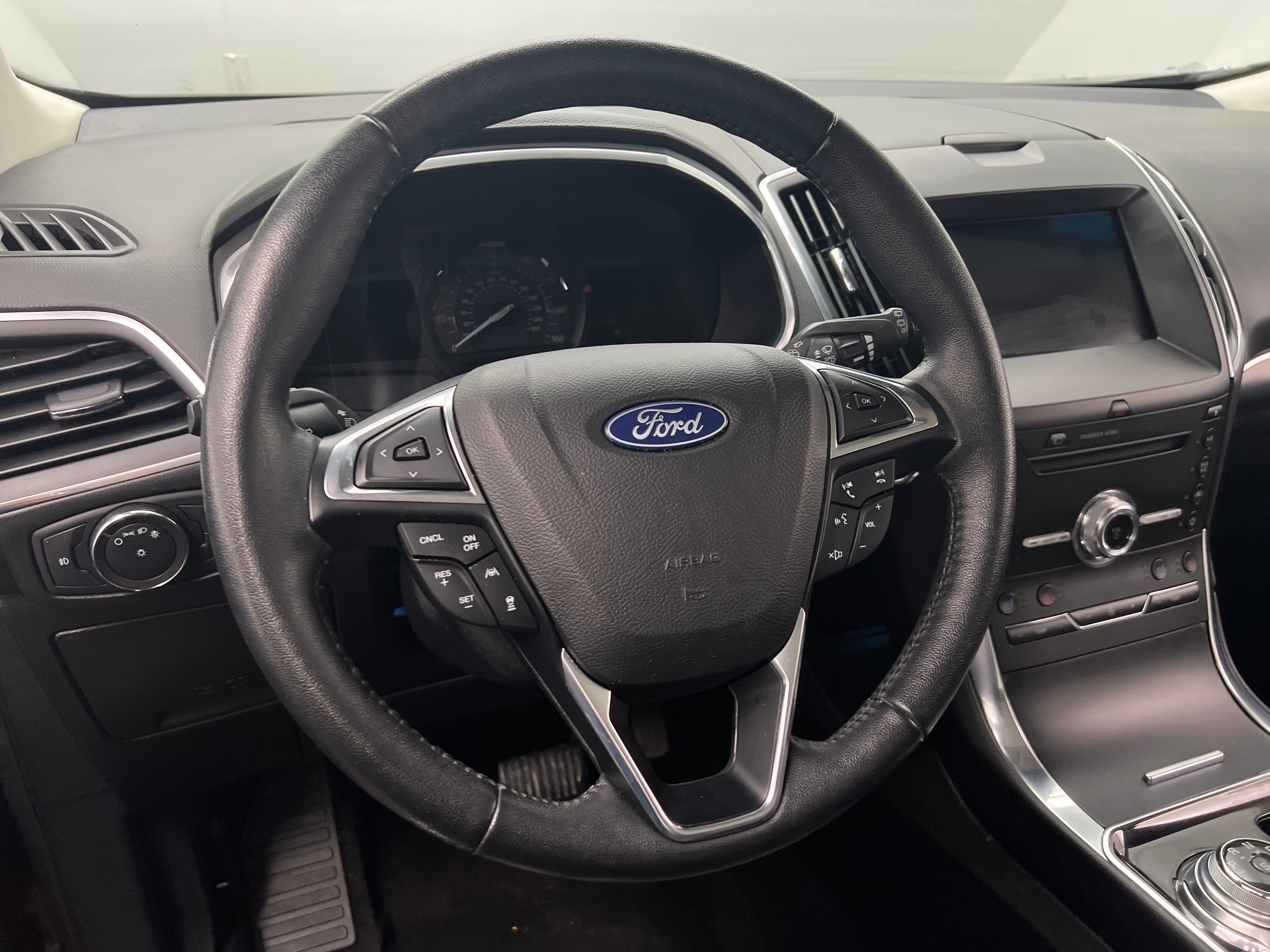 2019 Ford Edge Titanium 4