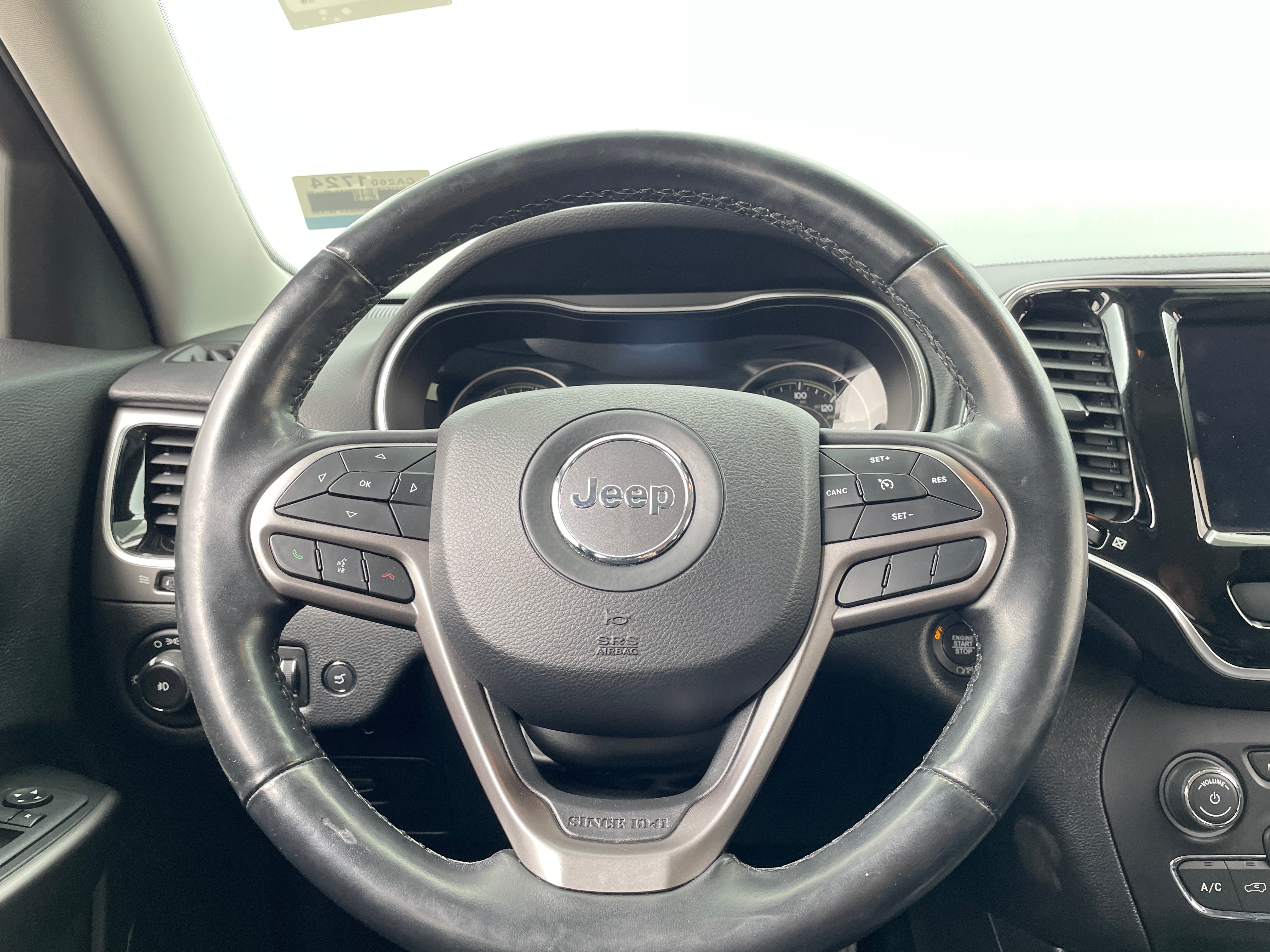 2019 Jeep Cherokee Limited Edition 4